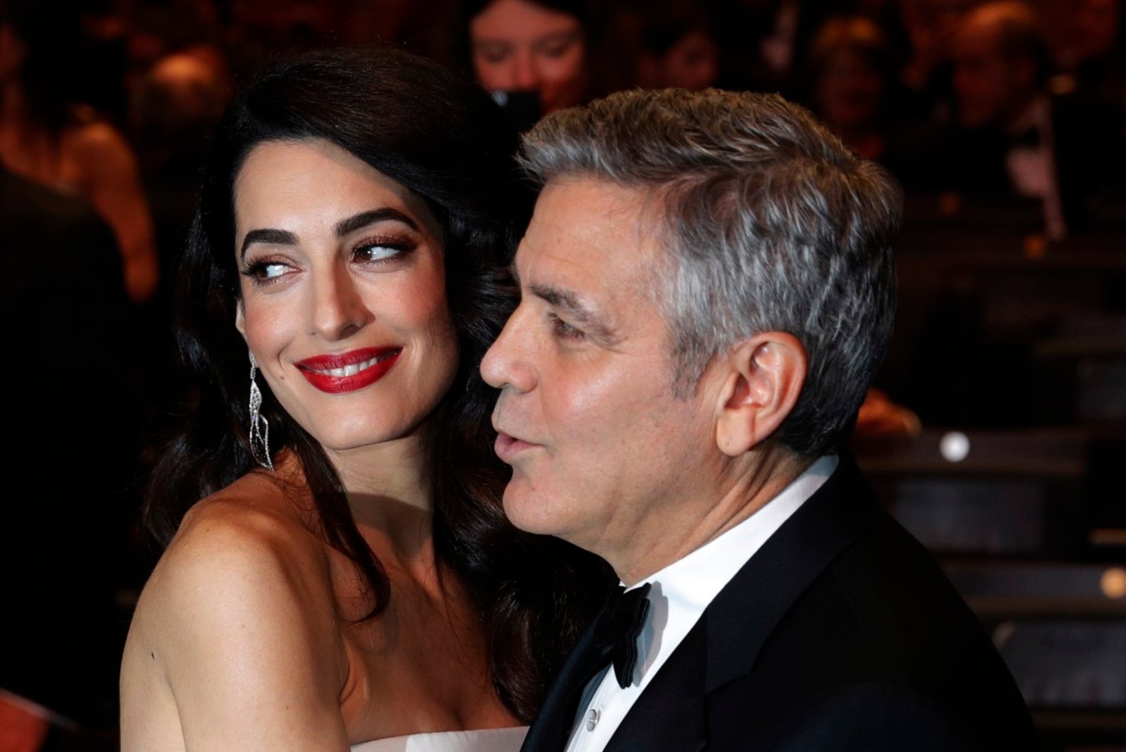 Clooney maksis sünnituse eest kuninglikus haiglas 135 000 eurot?!
