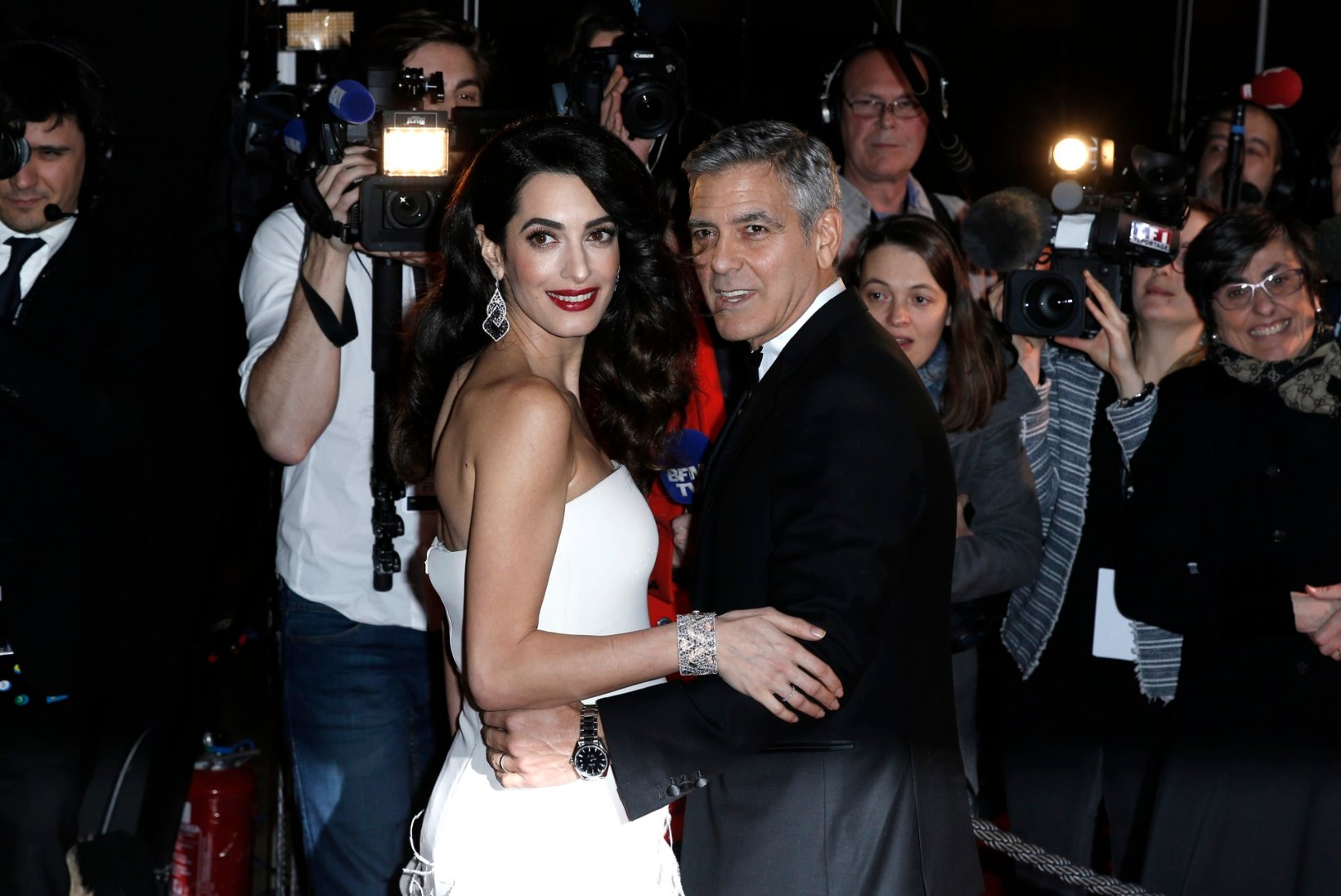 Clooney maksis sünnituse eest kuninglikus haiglas 135 000 eurot?!