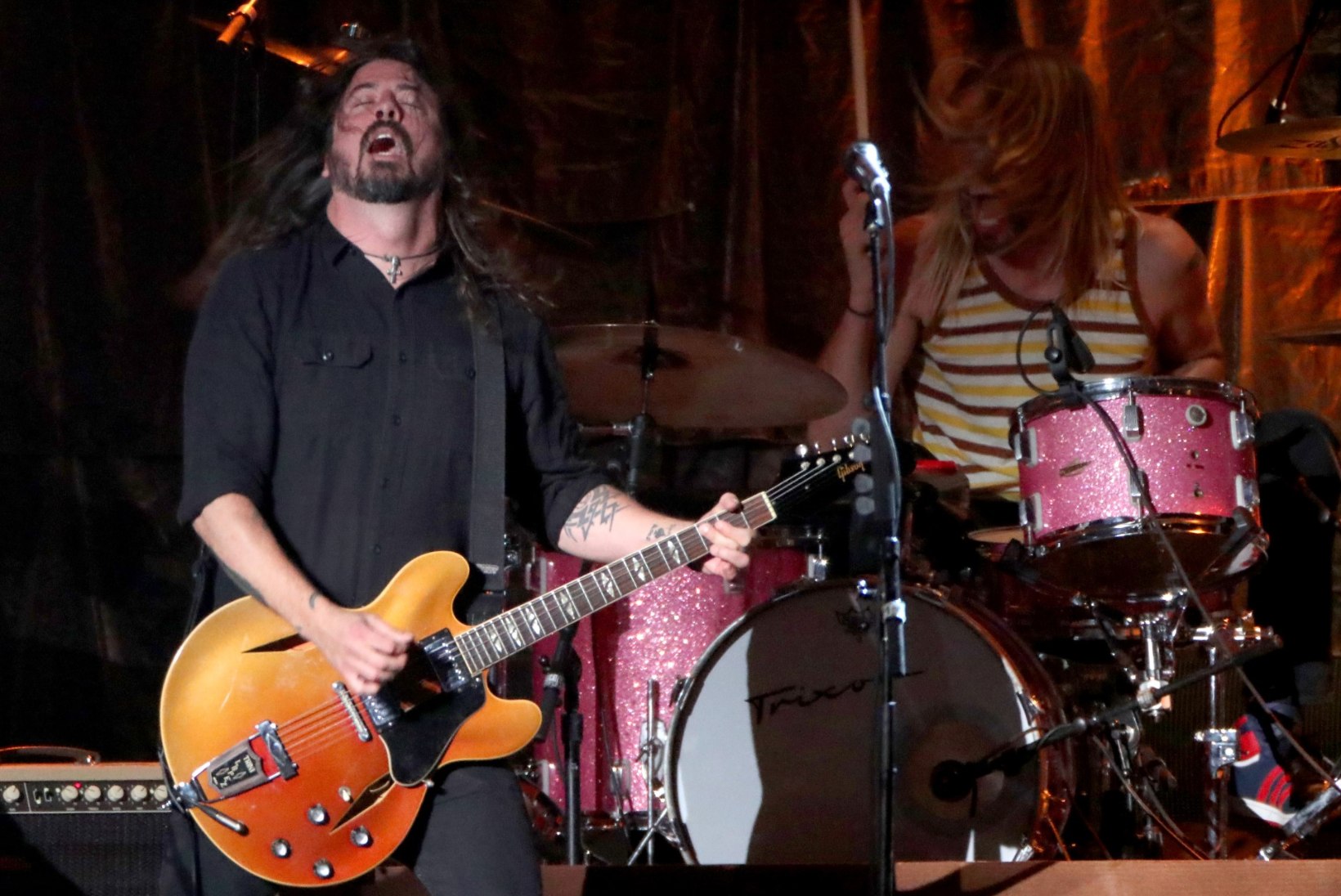 Foo Fighters meelitab üle piiri tuhandeid eestlasi 