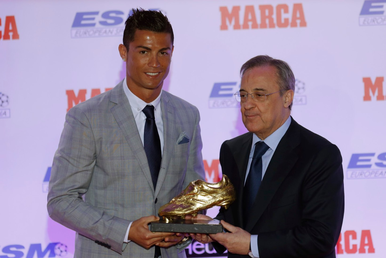Hispaania meedia: Madridi Reali president andis Cristiano Ronaldole loa lahkumiseks
