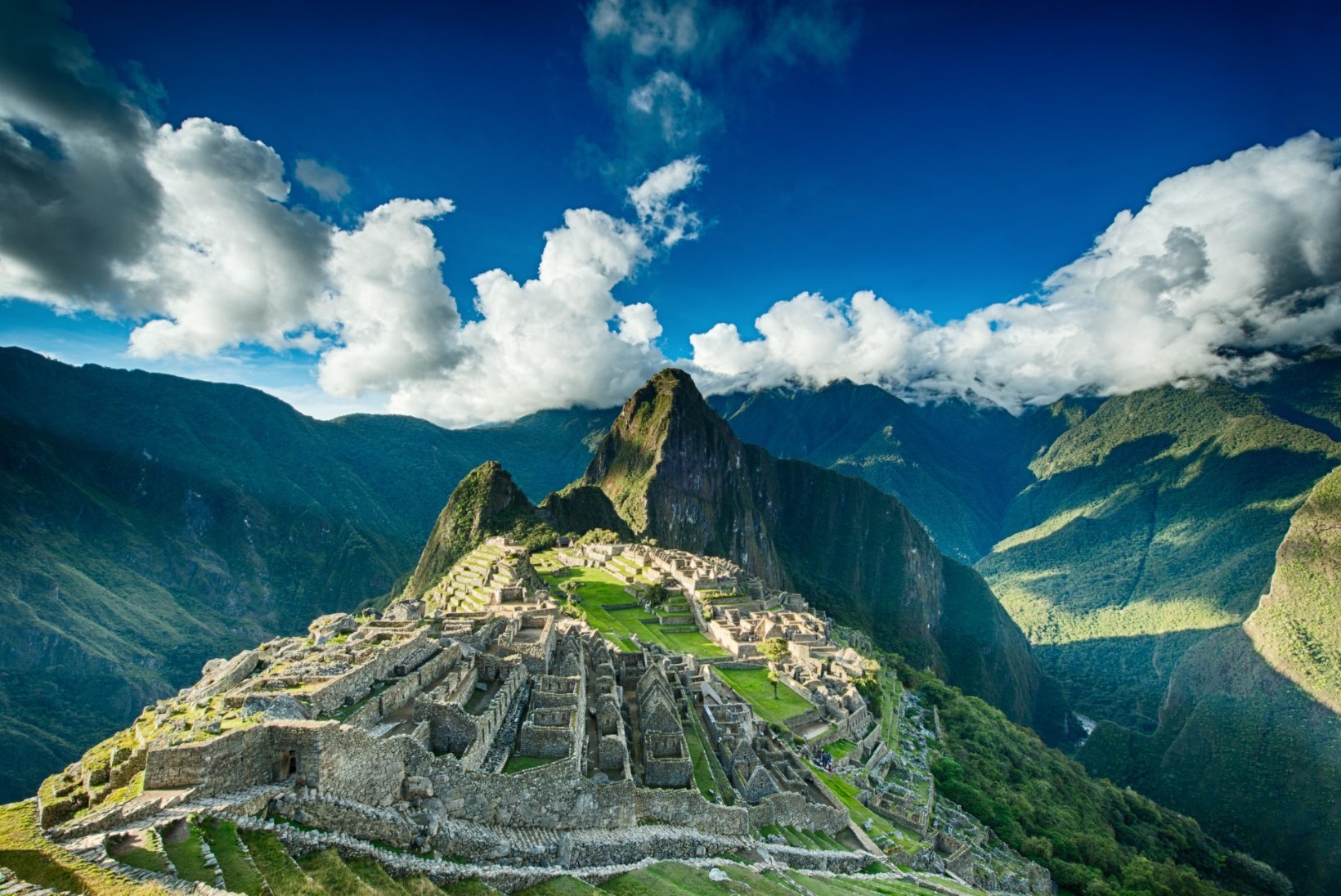 JÄRGMINE PEATUS | Eriline Peruu: mis on kokalehe ja kokaiini vahe ning kuidas tekkisid müstilise päritoluga Nazca jooned