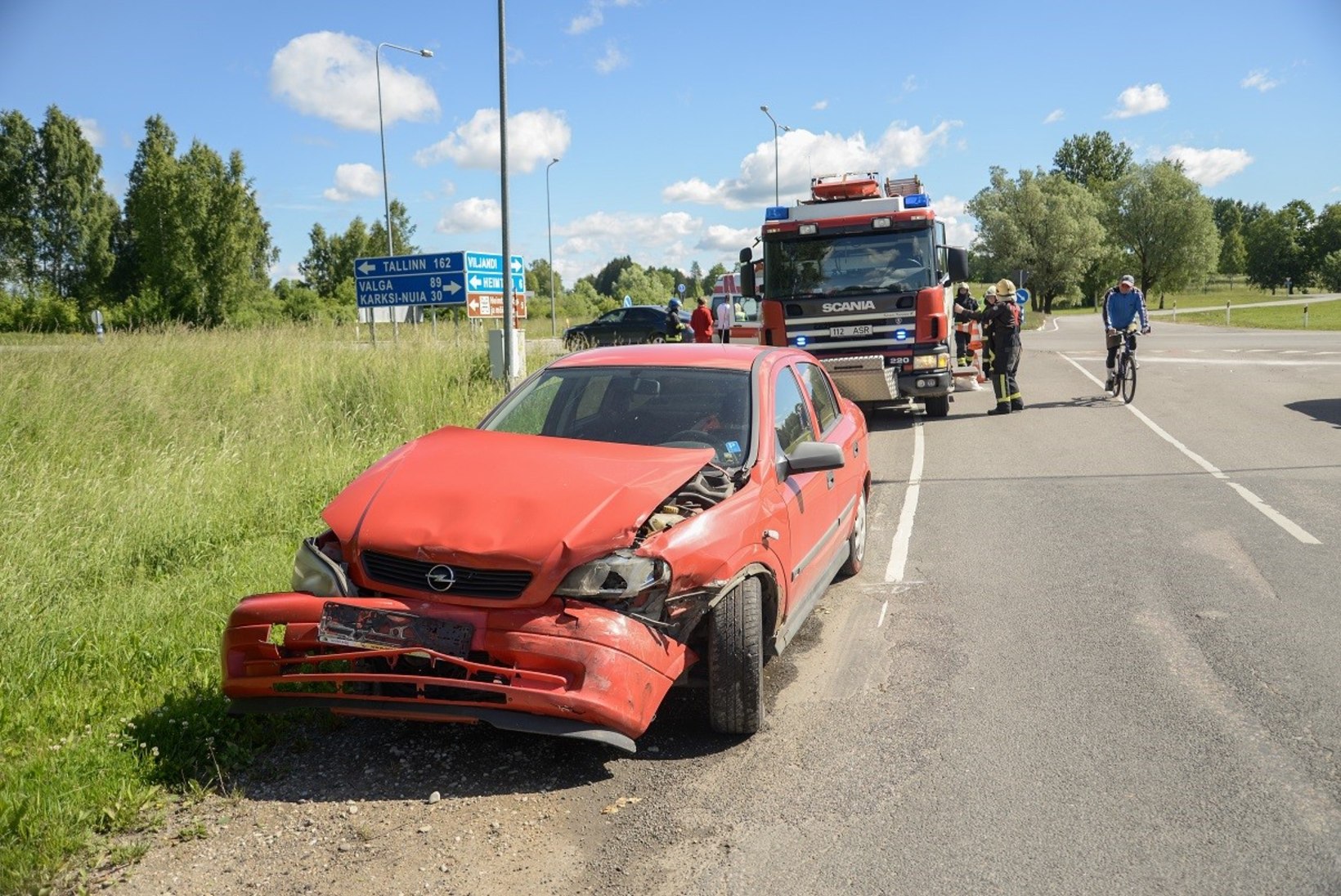 FOTOD | Viljandis põrkasid taas autod kokku!