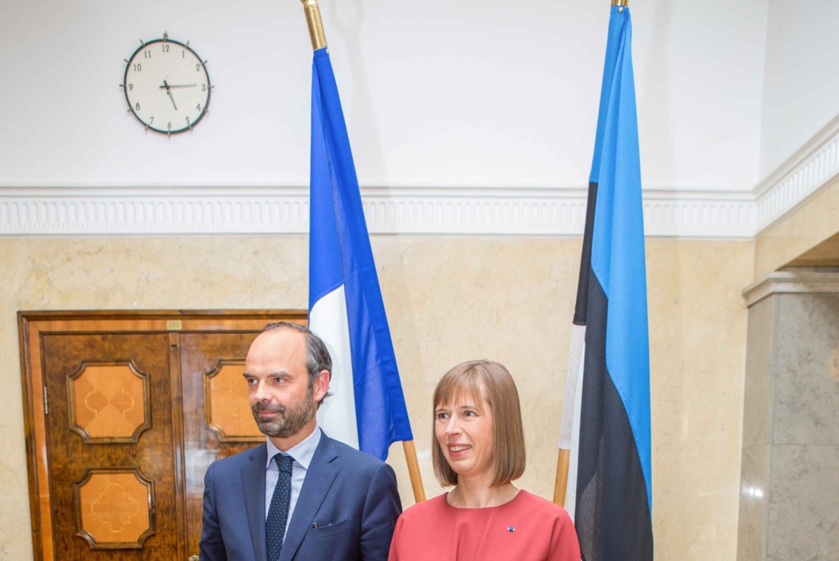 Kas Kaljulaidi garderoob on valmis Euroopa Liidu Nõukogu eesistuja rolliks?