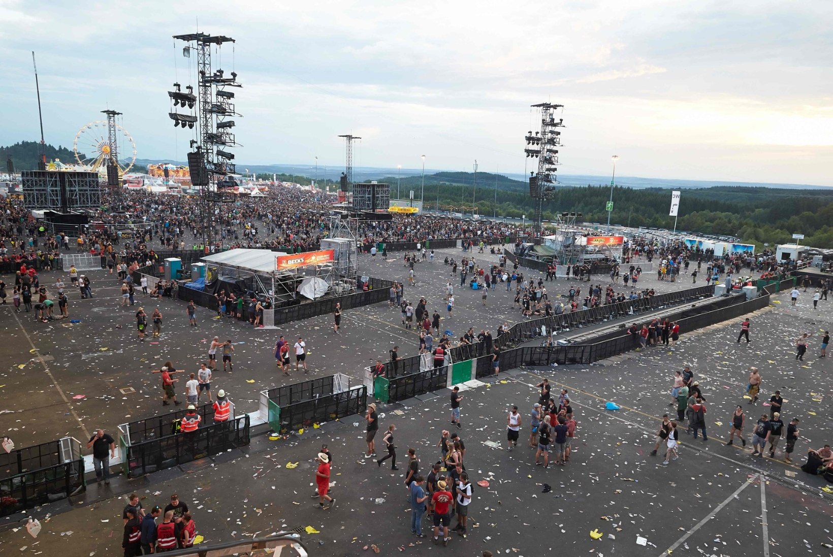 Saksamaal katkestati muusikafestival Rock am Ring terroriohu tõttu