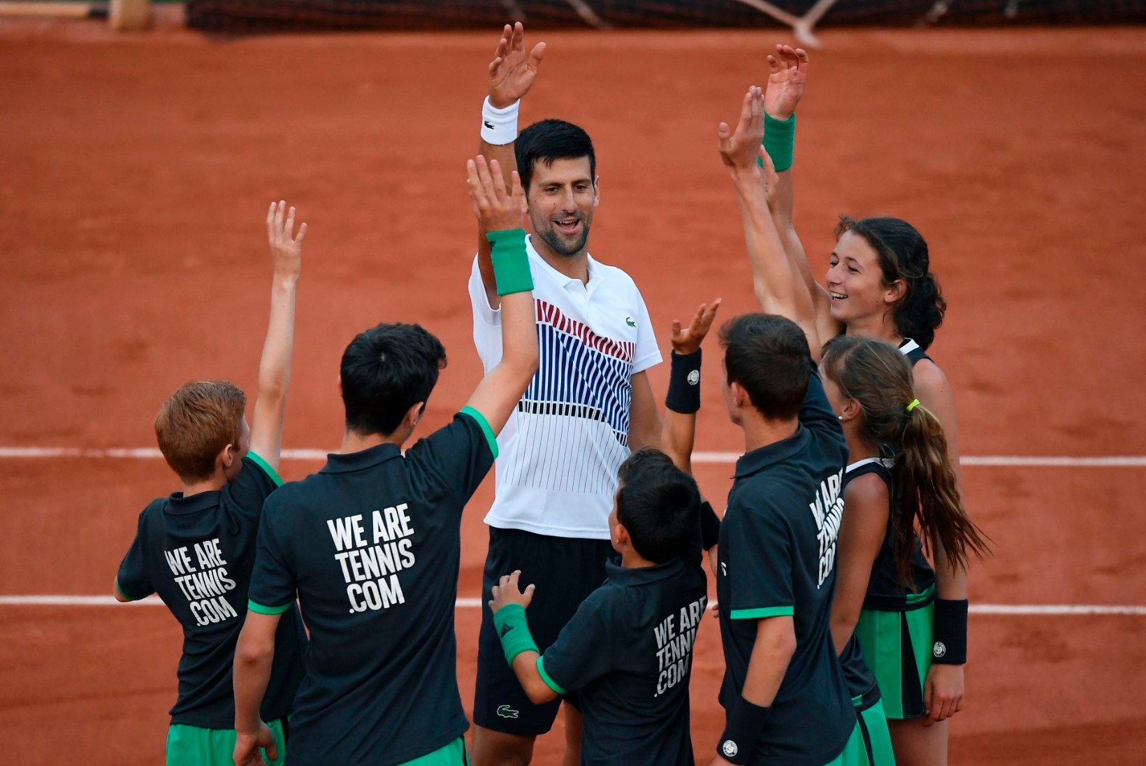 Novak Djokovic leidis oma mängu üles ja kulges Pariisis veerandfinaali