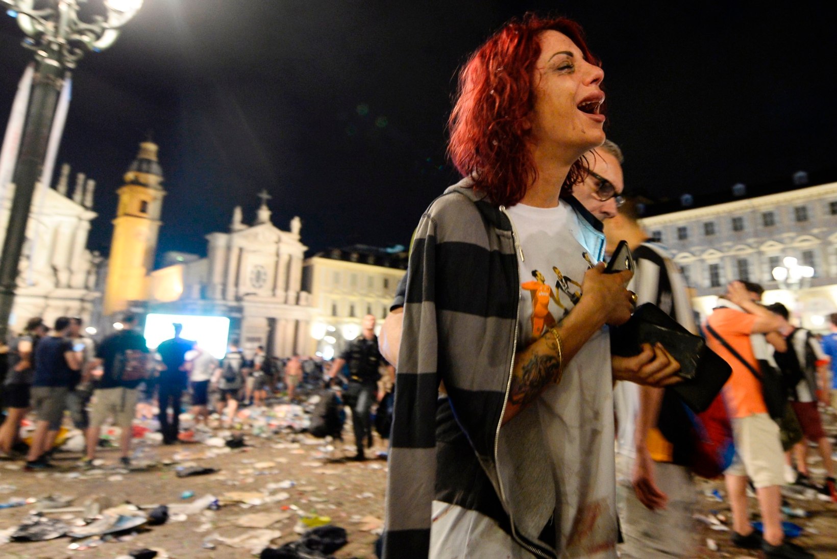 VIDEO JA FOTOD | Meistrite liiga finaali ajal Torino kesklinnas tekkinud pommipaanika põhjustas ligi 1500 inimesele vigastusi