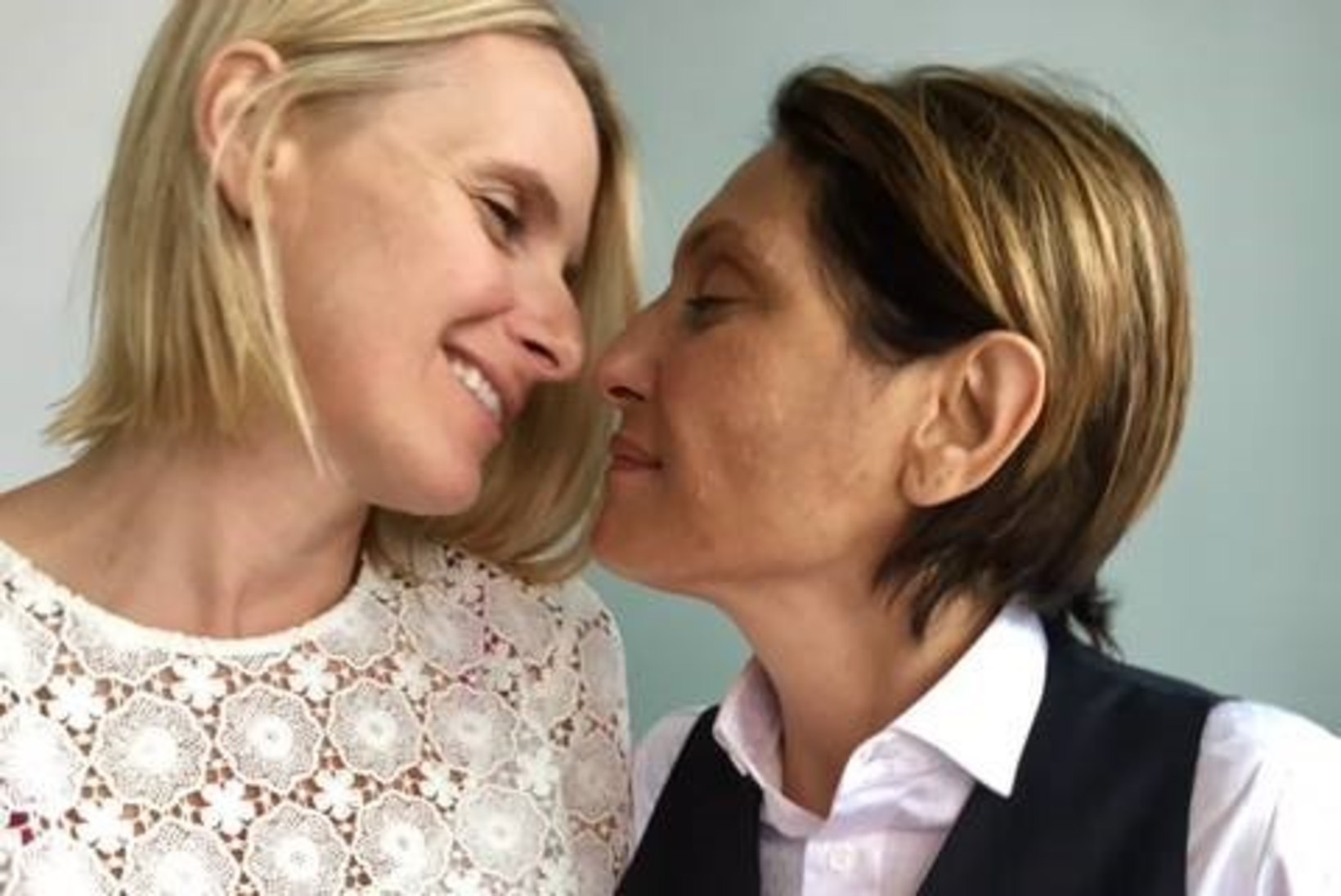 "Söö, palveta, armasta" autor naitus lootusetult haige lesbikallimaga