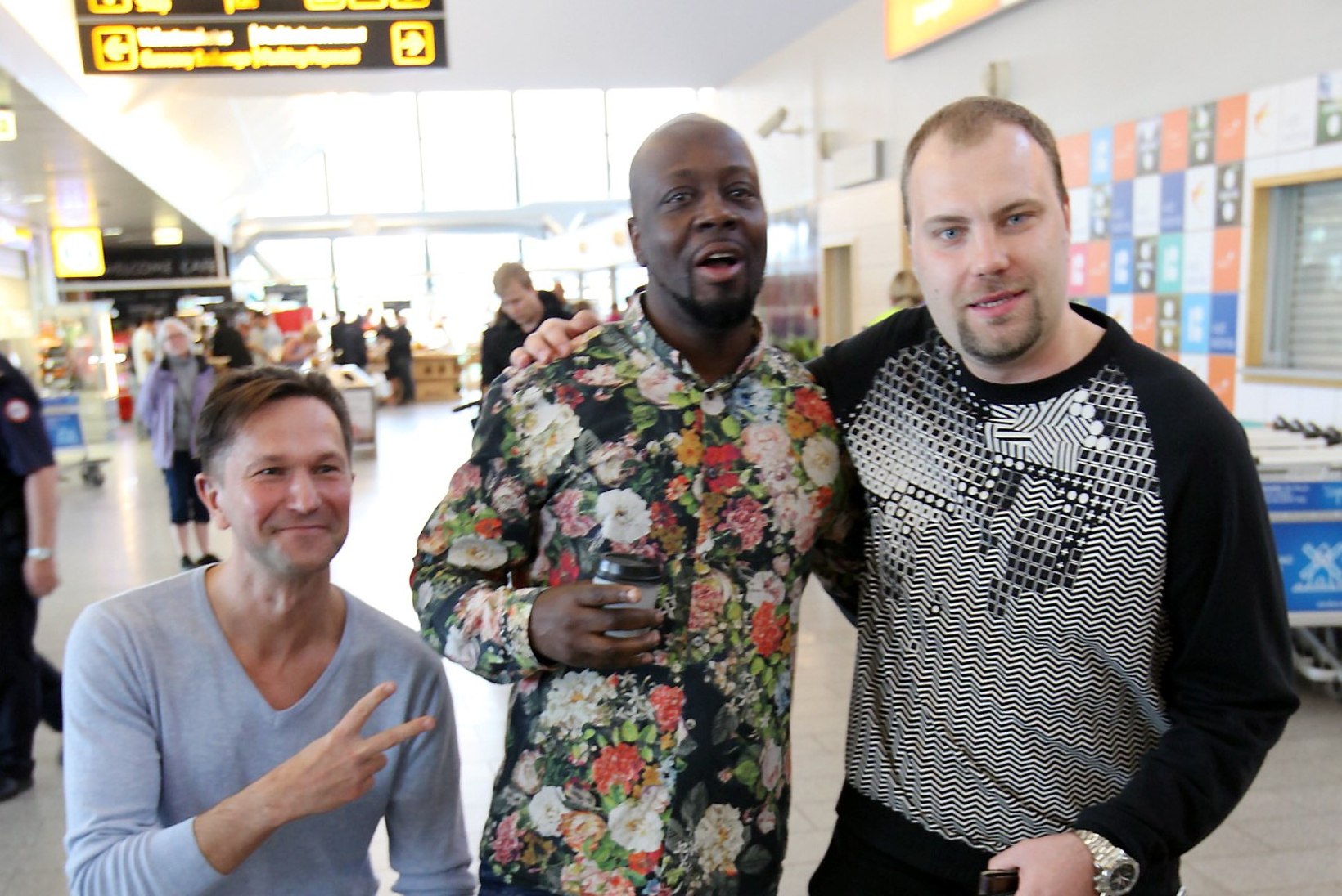 FOTOD JA VIDEO | Wyclef Jean jõudis Tallinnasse ja kavatseb pidu panna varaste hommikutundideni