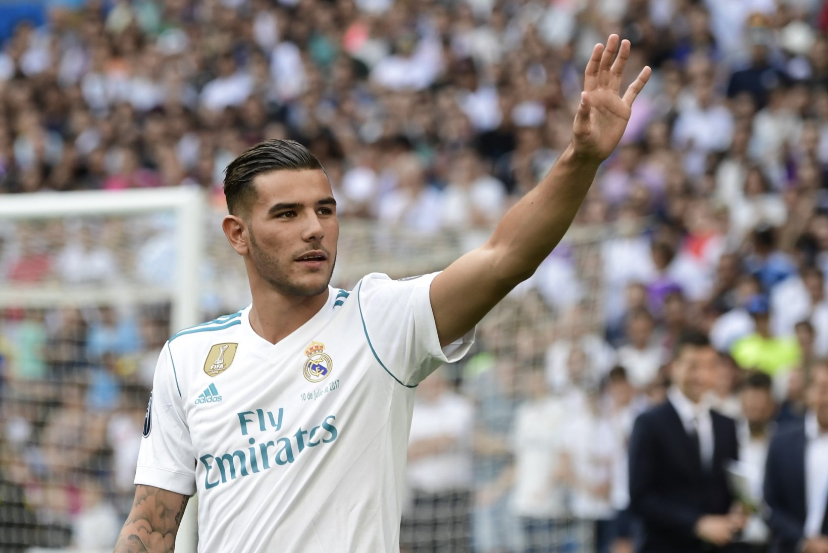 VIDEO | Real Madridi uusimal mängijal võttis jala vähe värisema