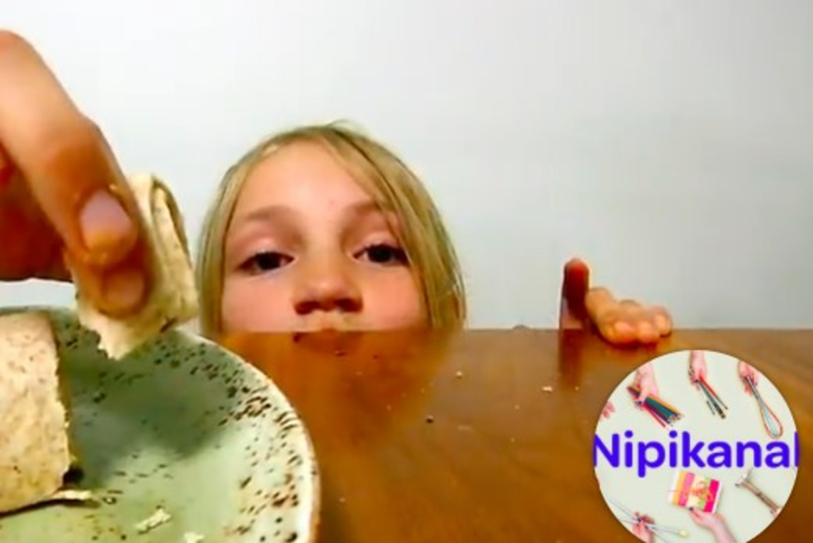 Nipikanali video: kuidas valmistada minutitega maitsvaid snäkke