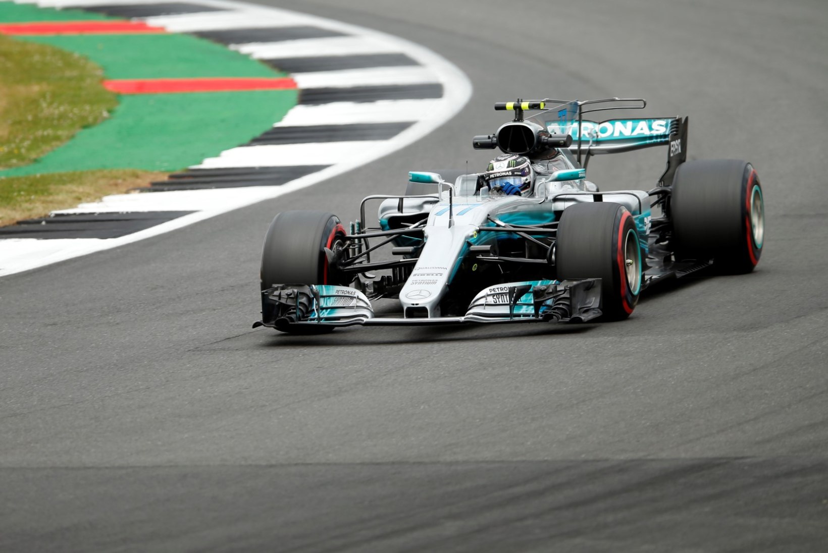 Mercedese probleemid ei lõppe, Bottas sai Briti GP eel karistada