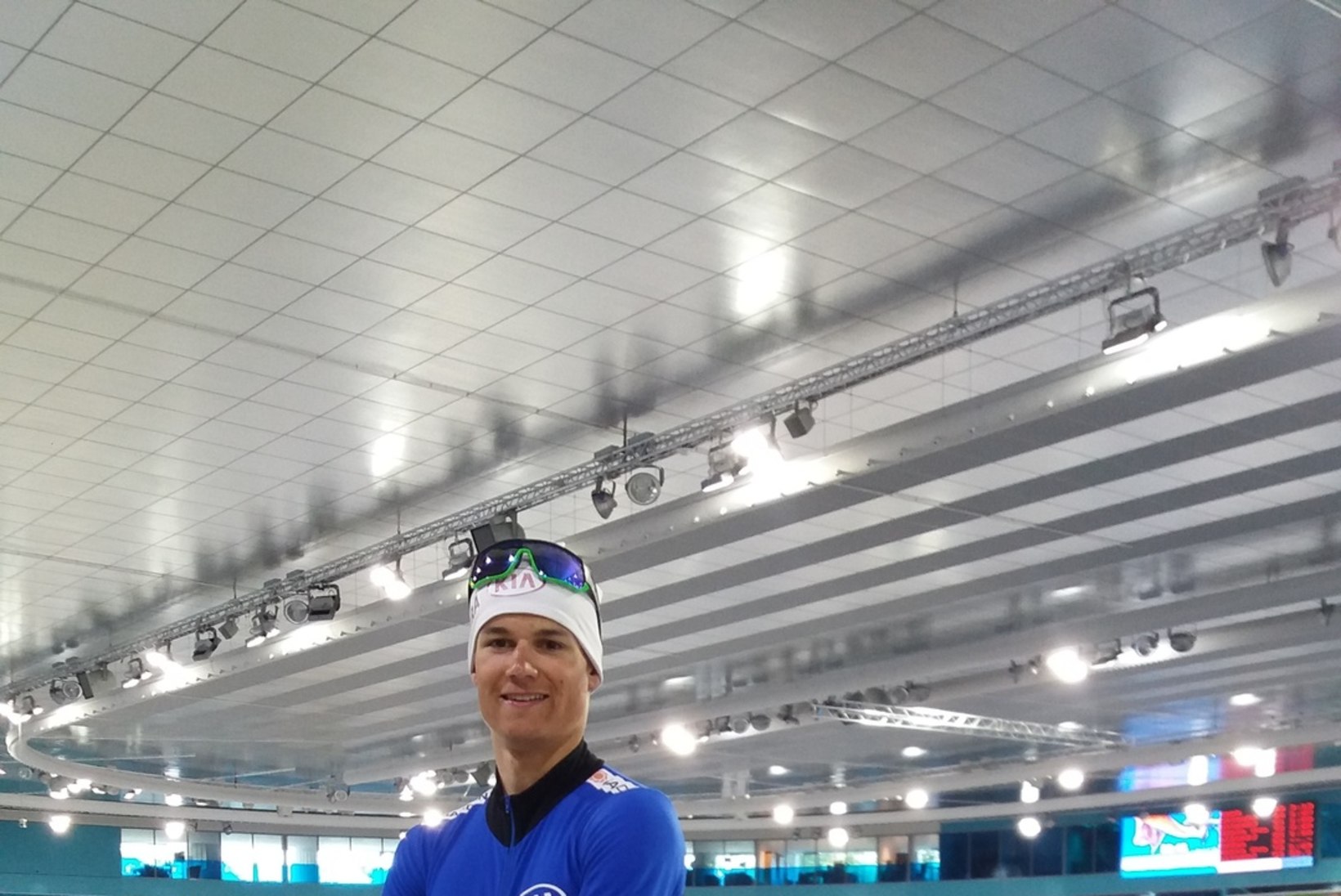 Kiiruisutaja Marten Liiv rassib, olümpiarõngad silme ees