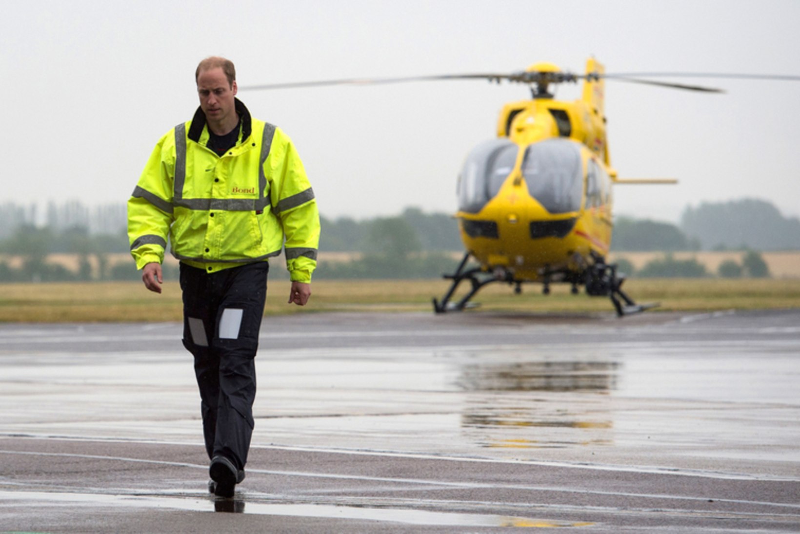 Prints William paneb päästehelikopteri piloodi ameti maha