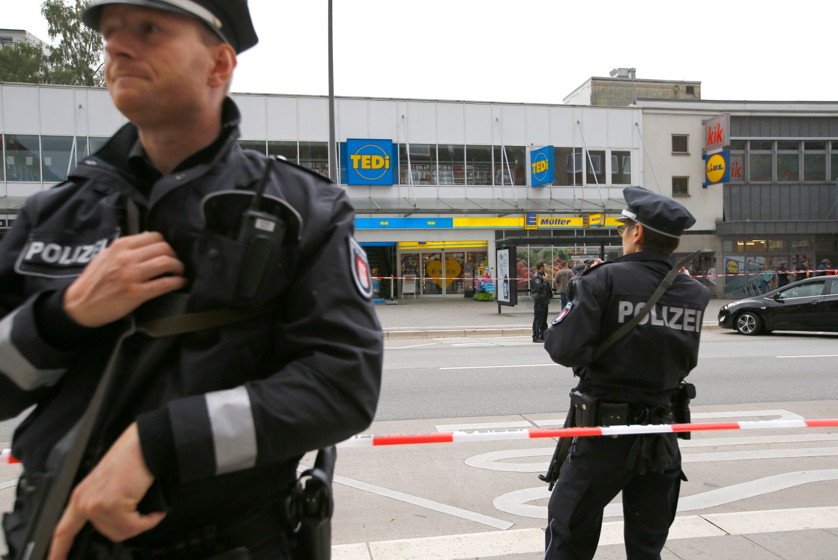 VIDEOD | Hamburgi tapja oli islamist, kuid võimude arvates ohutu