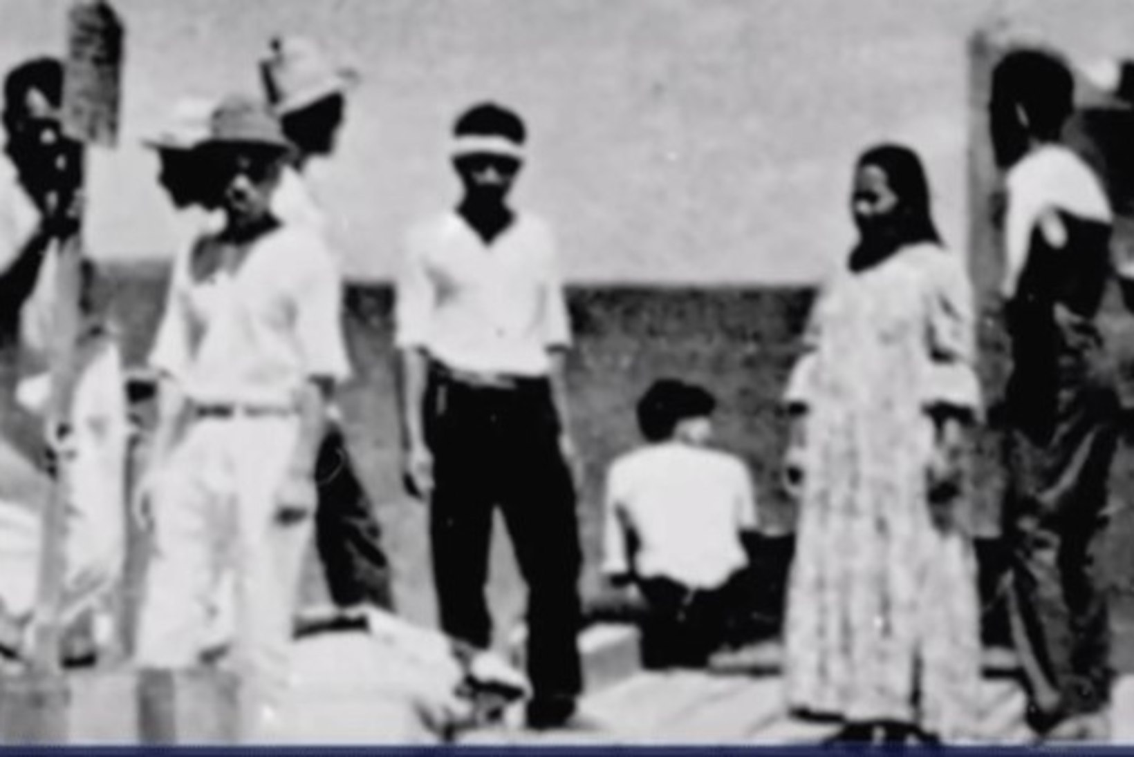 Kas 1937. aastal kadunuks jäänud naislendur poseerib 1940-ndail tehtud fotol?