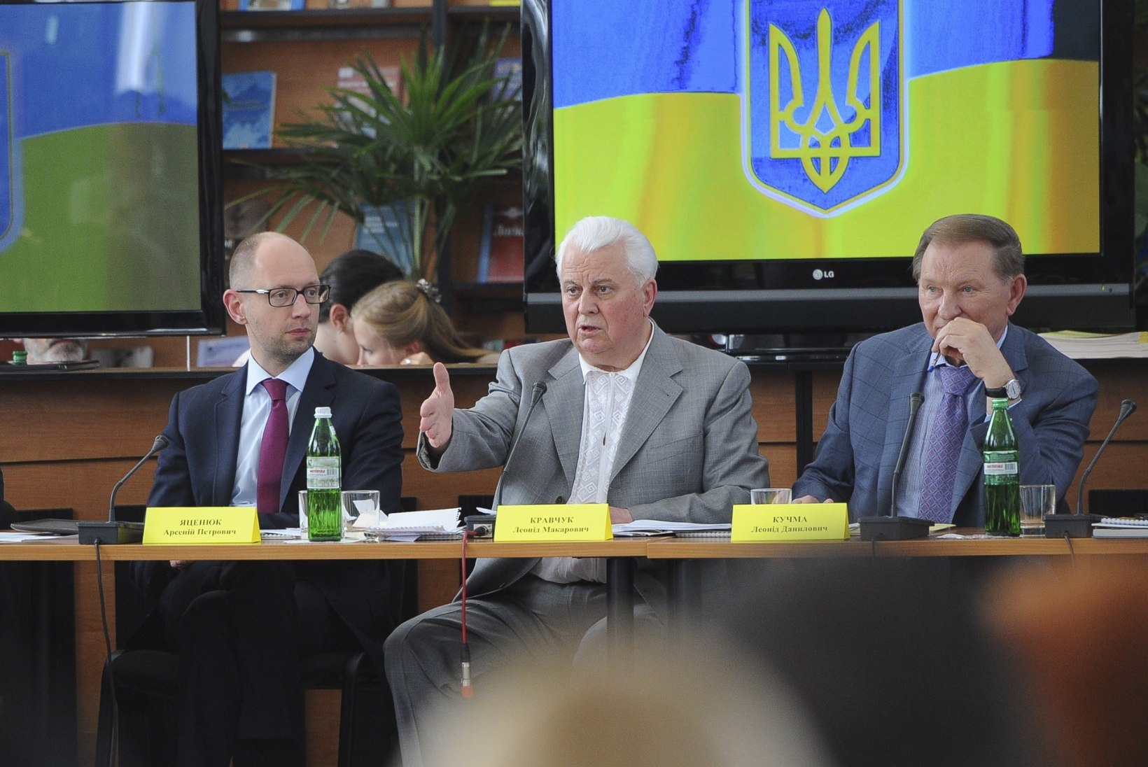 ESIMENE PRESIDENT: Janukovõtši suurim kuritegu oli Vene vägede Ukrainasse kutsumine