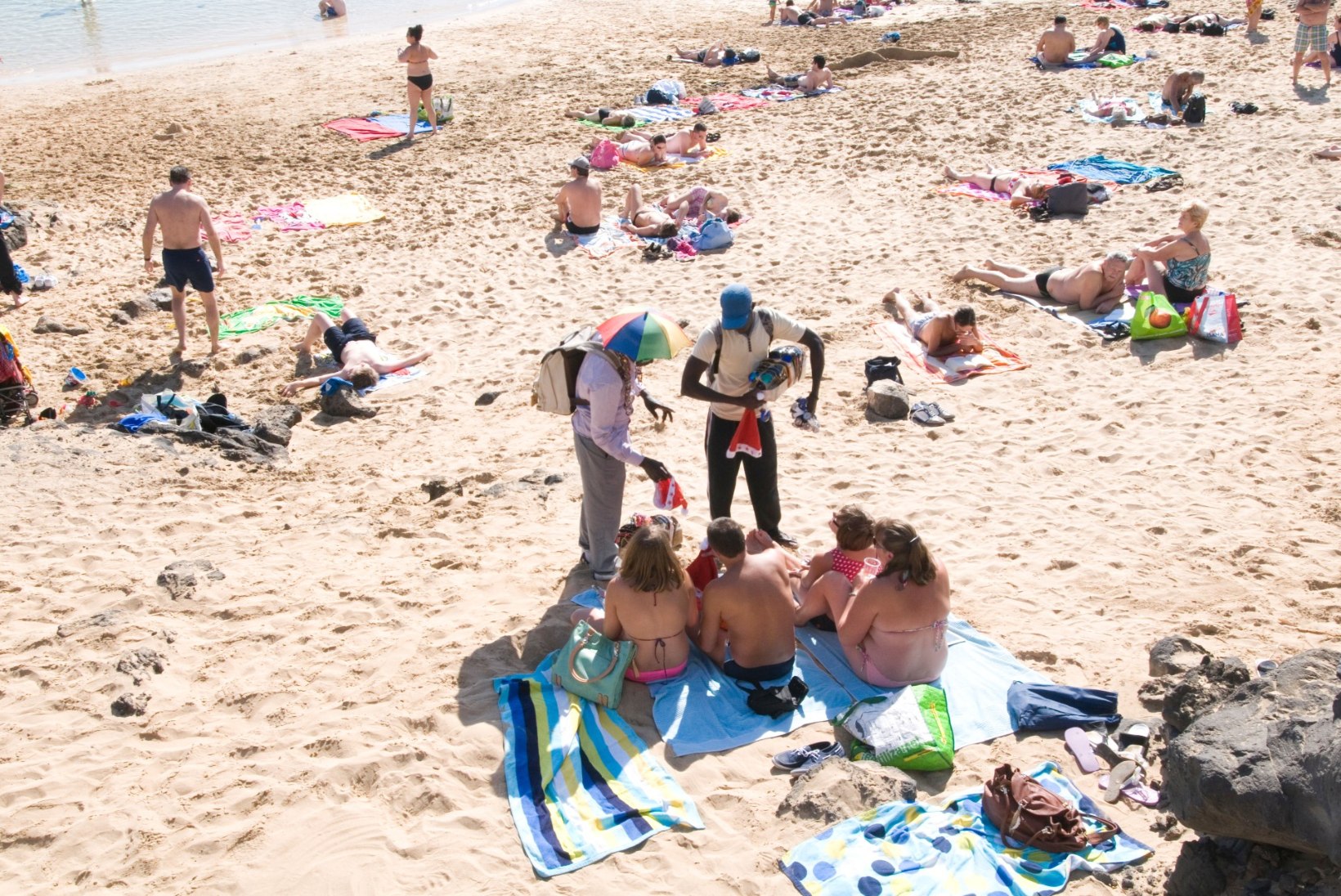 KOLIBAKTER JA VÄLJAHEITED: ära Hispaania randades toitu-jooki osta!
