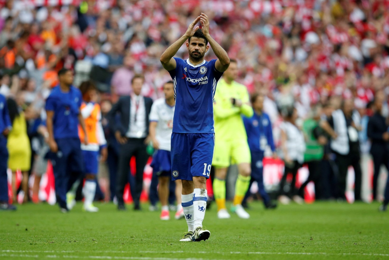 KUULUJUTUVESKI | Siiani anonüümsena püsinud Tottenham on tegemas klubi rekordostu, Costa saaga lõppemas