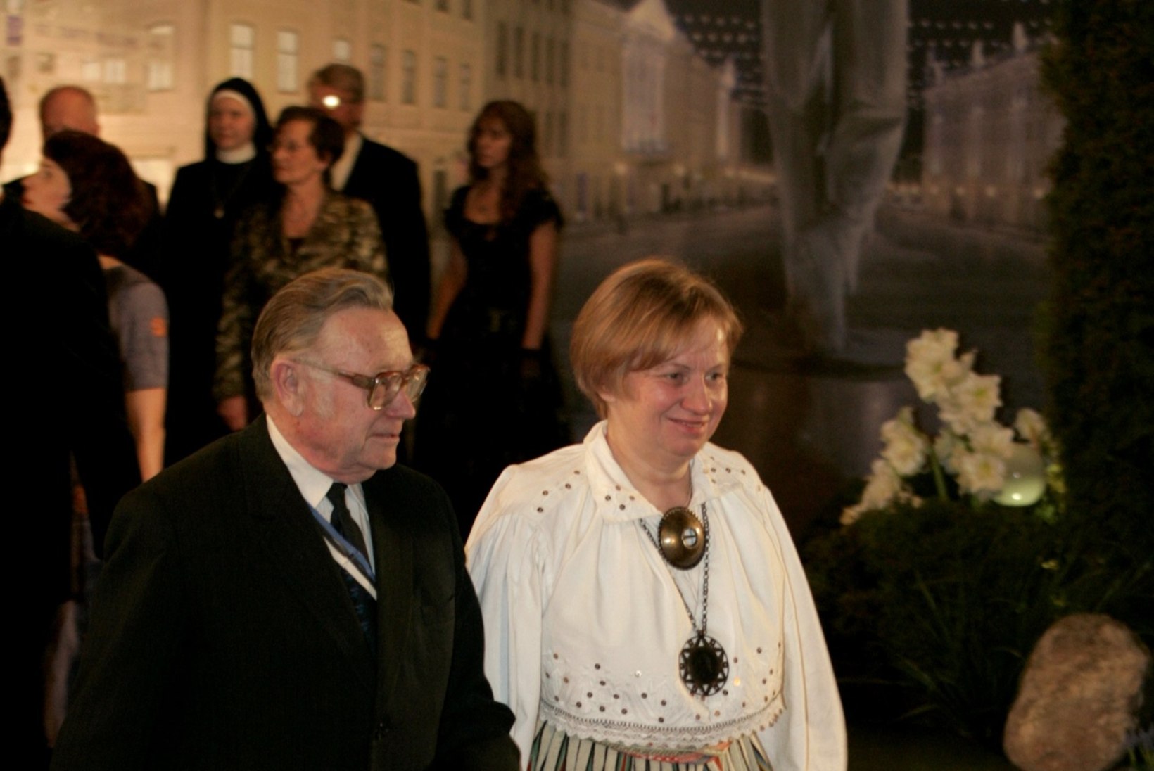 Ajaloolane Helmut Piirimäe austas päev enne surma Eestit lippu heisates