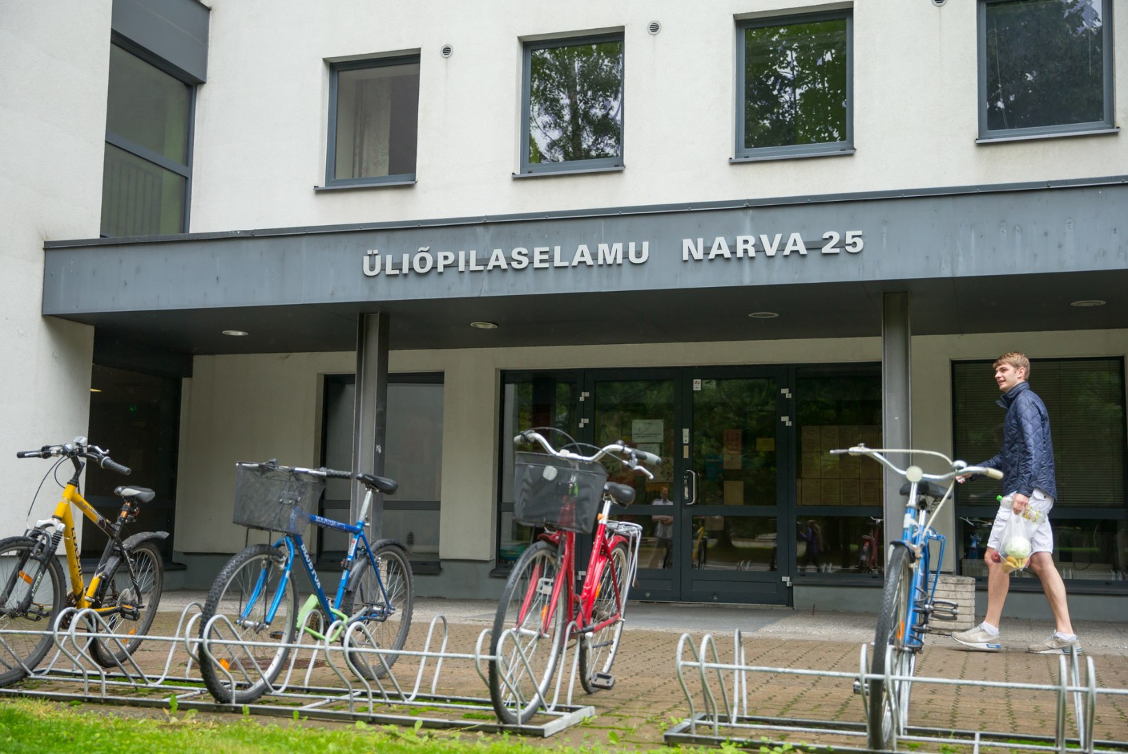Tartu ülikoolis jäi mitusada tudengit ühikatoata