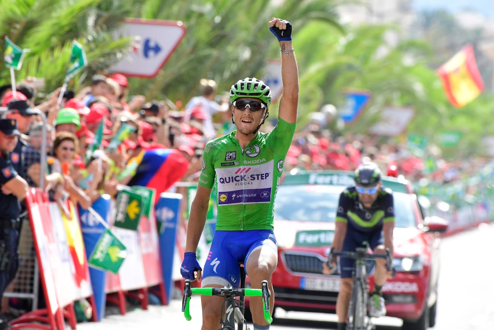 Vuelta põneva etapi võitis Matteo Trentin, liidrina jätkab Chris Froome