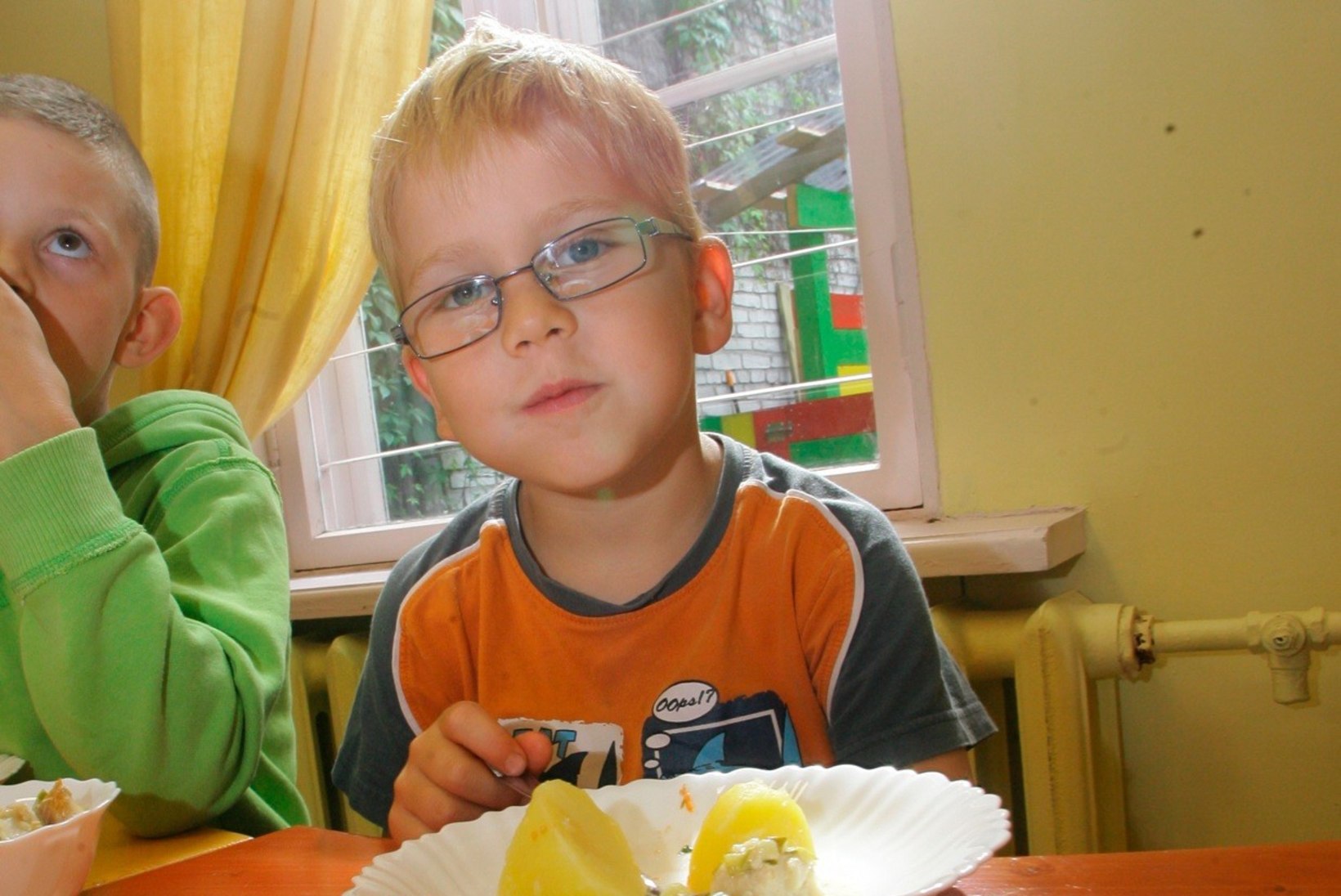 ENAM MITTE: teised lapsed Tallinna lasteaedades tasuta toitu ei saa