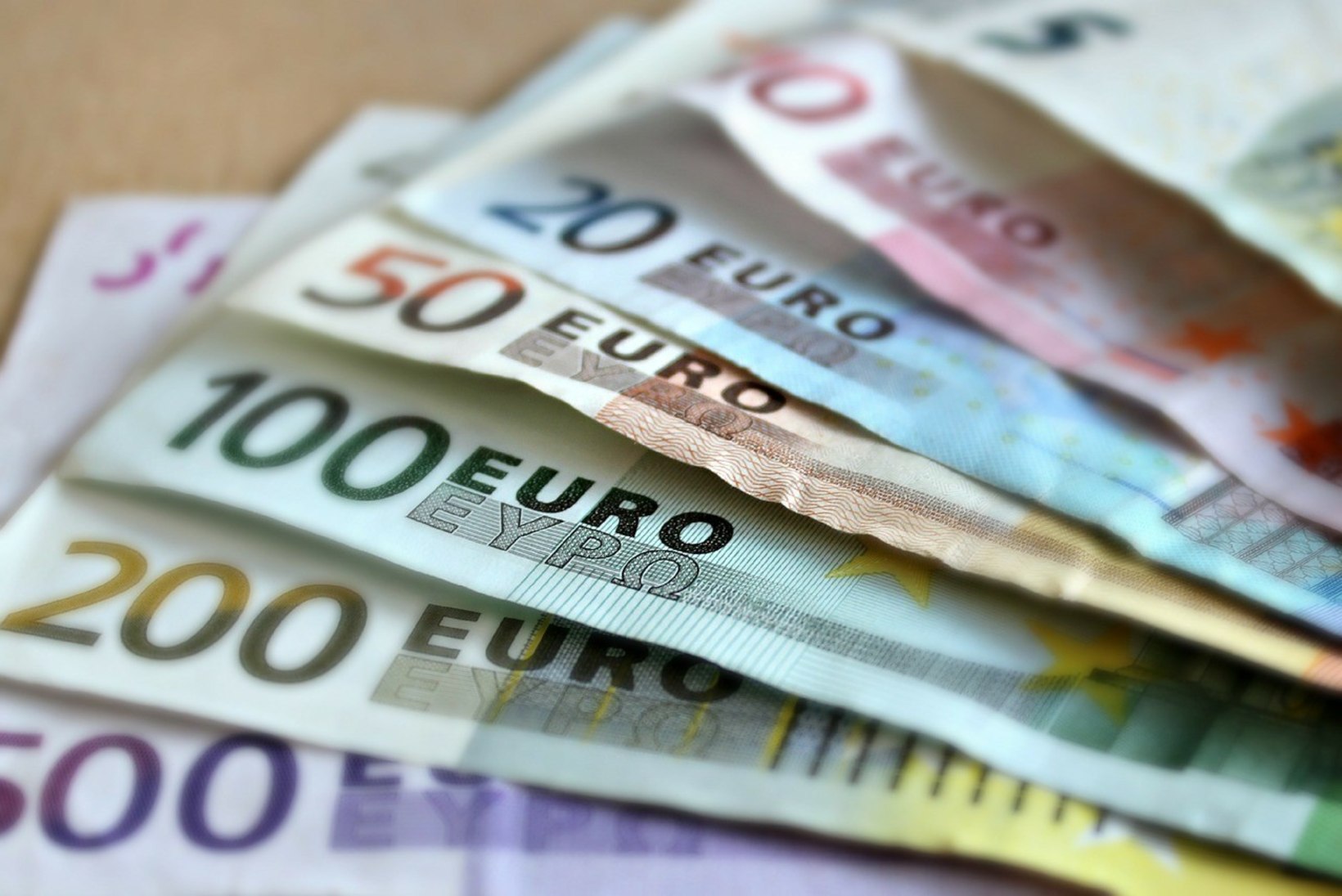 Eestimaalaste tööootused: pea 500 eurot kõrgem palk ja paindlikumad töötingimused
