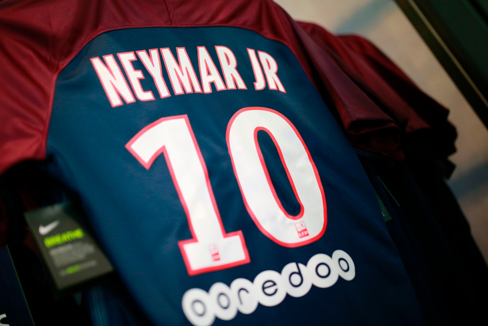 ABIKS IKKA! Neymari üleminek täidab Prantsusmaa riigi rahakukrut ligi 200 miljoni euroga 