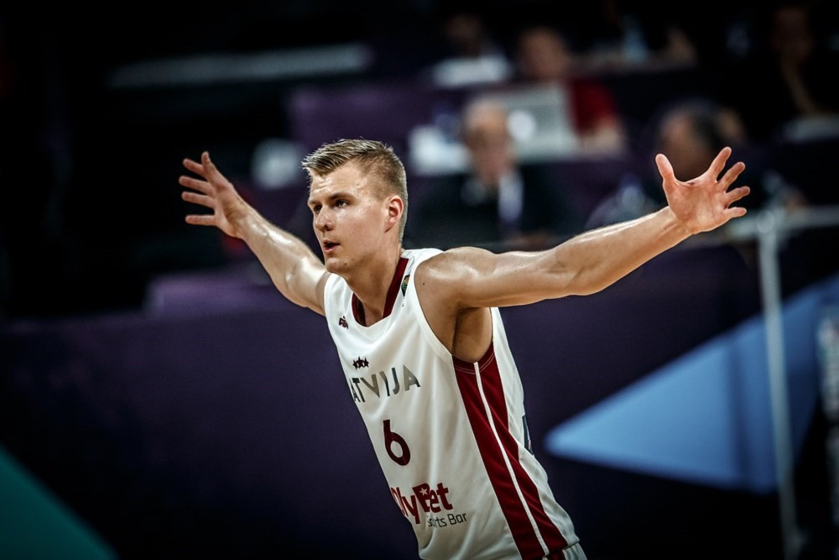 VÄGEV! Läti korvpallikoondis pommitas end ülikindlalt Euroopa kaheksa parema sekka