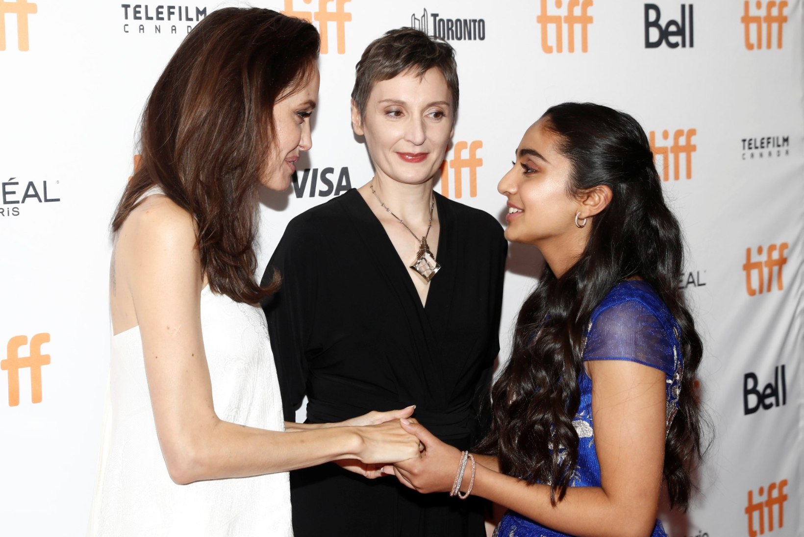 FOTOD | Angelina Jolie viis oma lapsed Toronto filmifestivalile