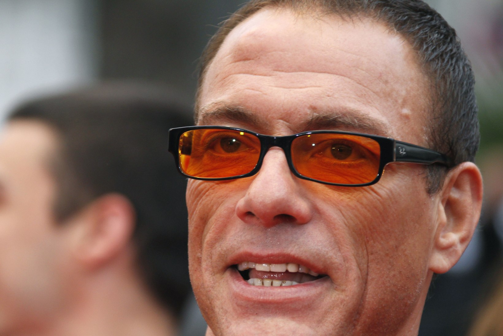 Jean-Claude Van Damme'i poeg ründas toakaaslast noaga