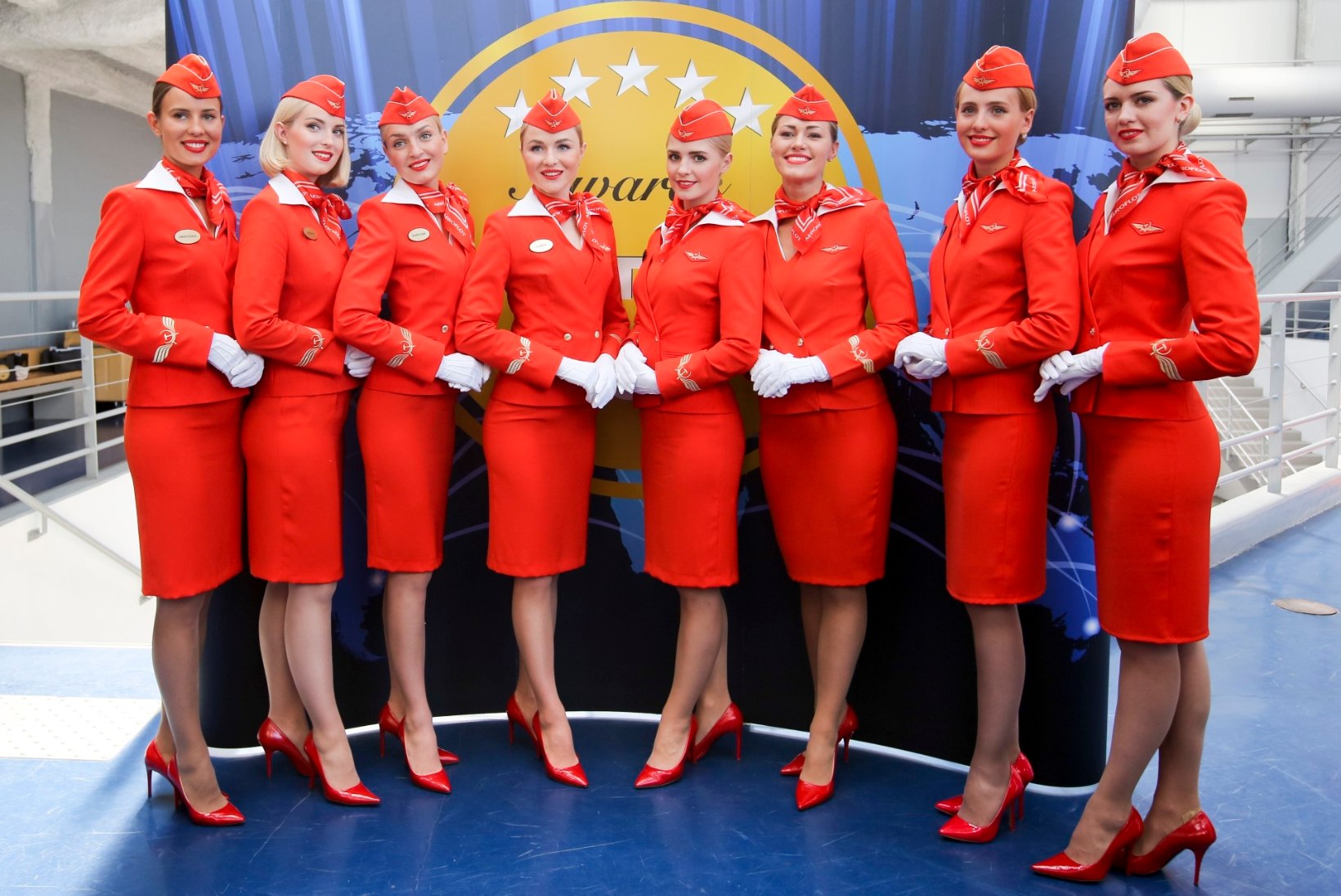 Aerofloti stjuardess: mu palk seoti rõivanumbri suurusega