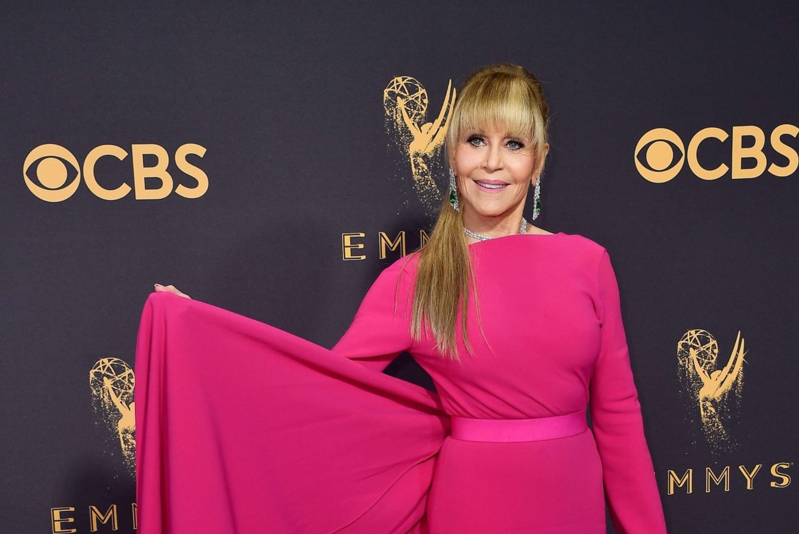 VAPUSTAV NAINE: 79aastane Jane Fonda säras Emmyde jagamisel