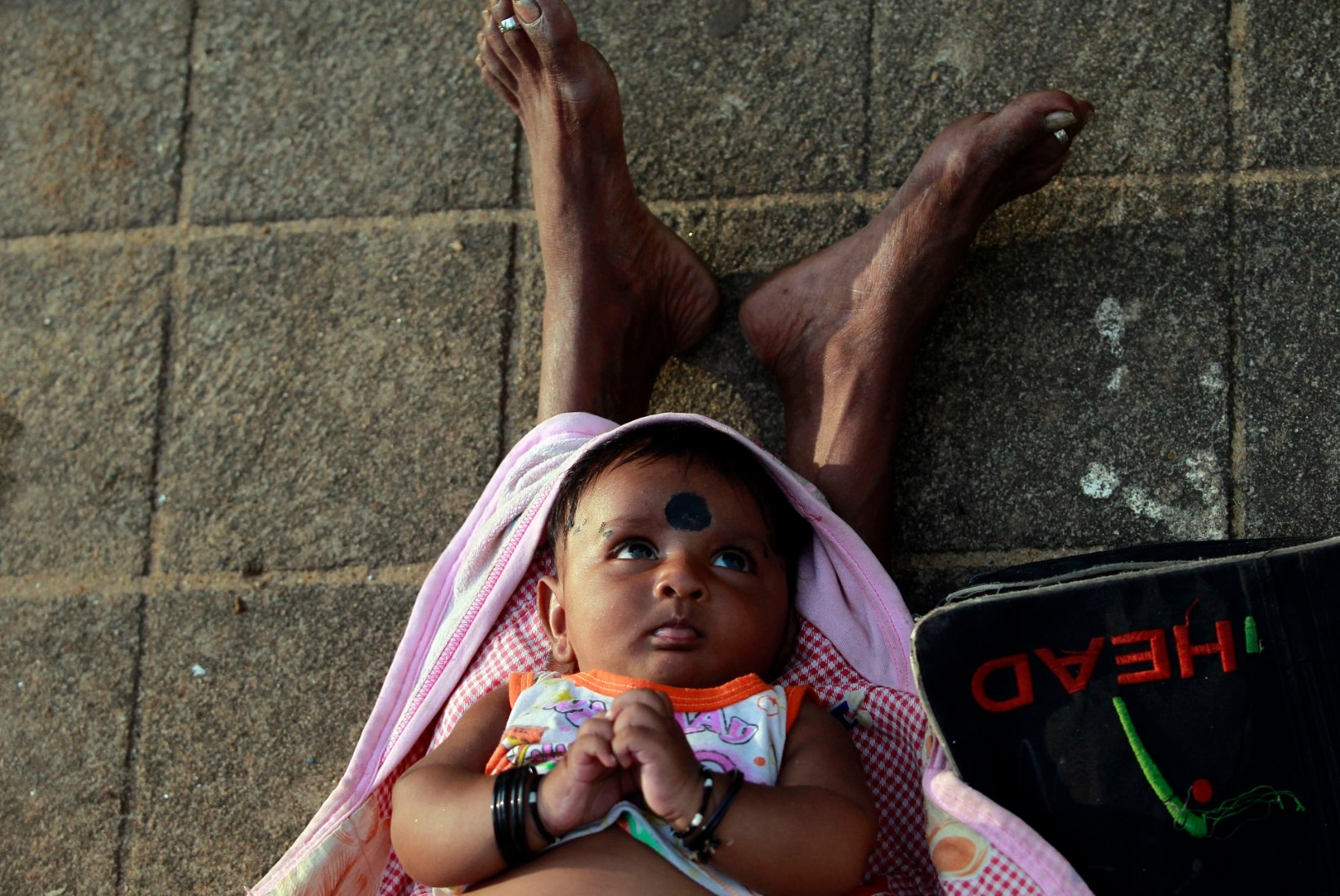 TITERÖÖVID JA BEEBIFARMID: Sri Lanka uurib laste adopteerimisega seotud kuritegevust