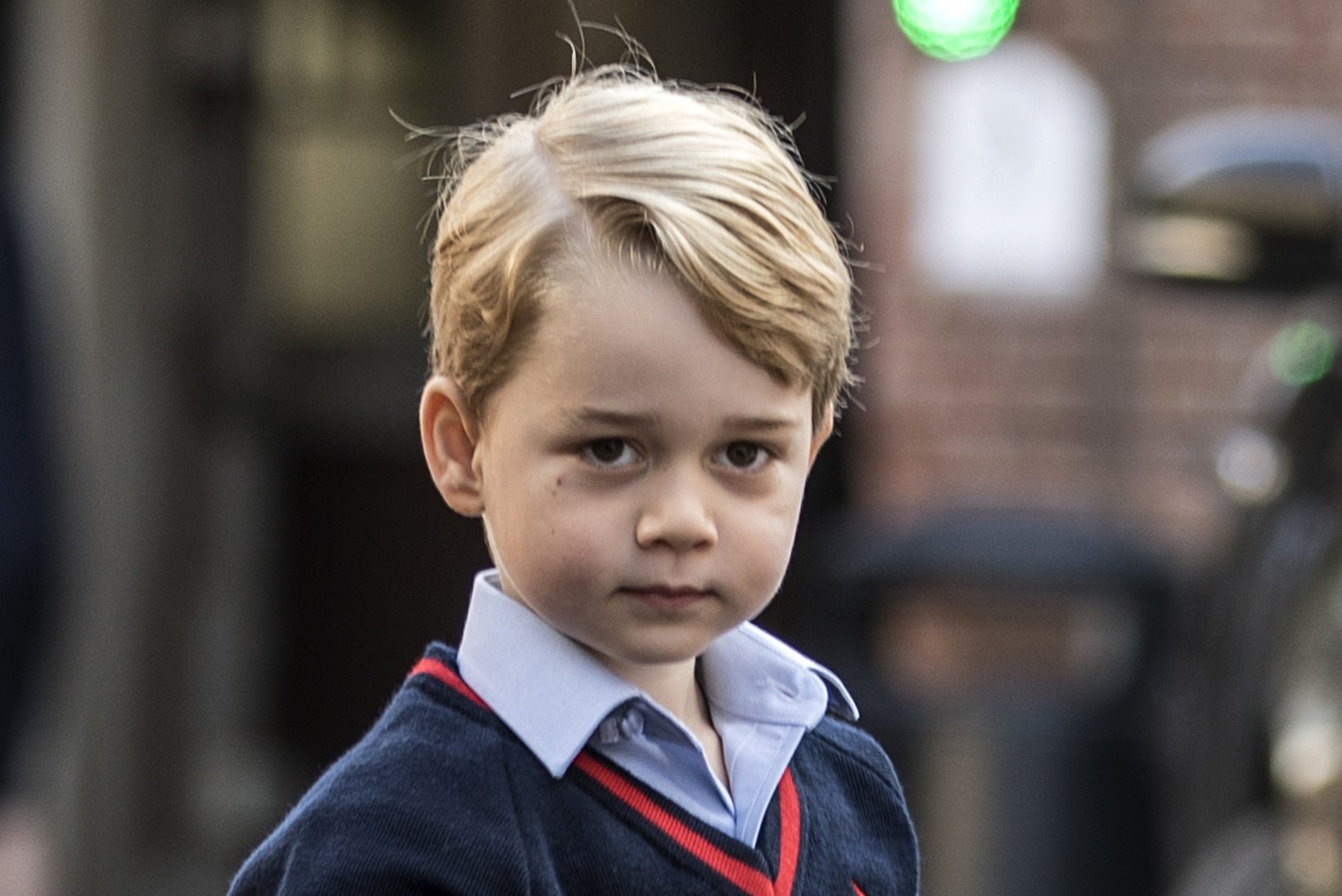 Prints George'il on koolis käimisest juba kõrini