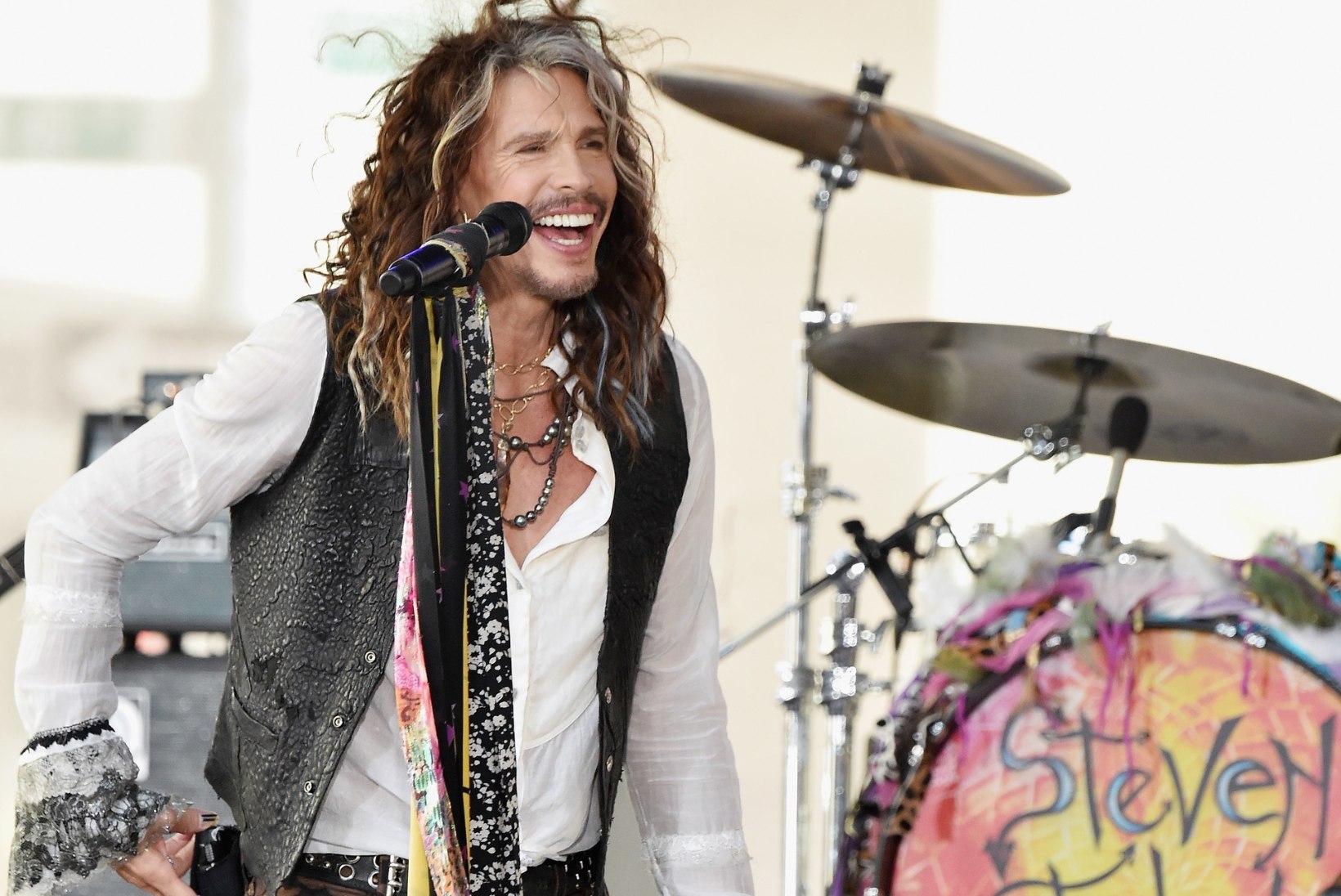 Aerosmithi laulja katkestas tervise tõttu turnee
