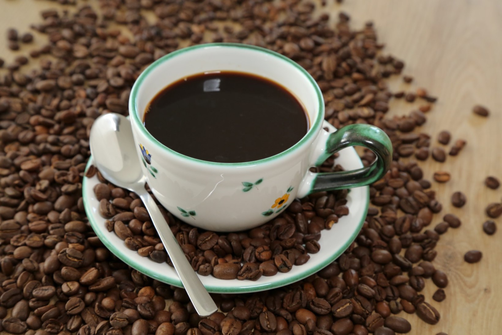 Teadlased: kohvi joomine aitab rohkem trenni teha ja nii kaalust alla võtta
