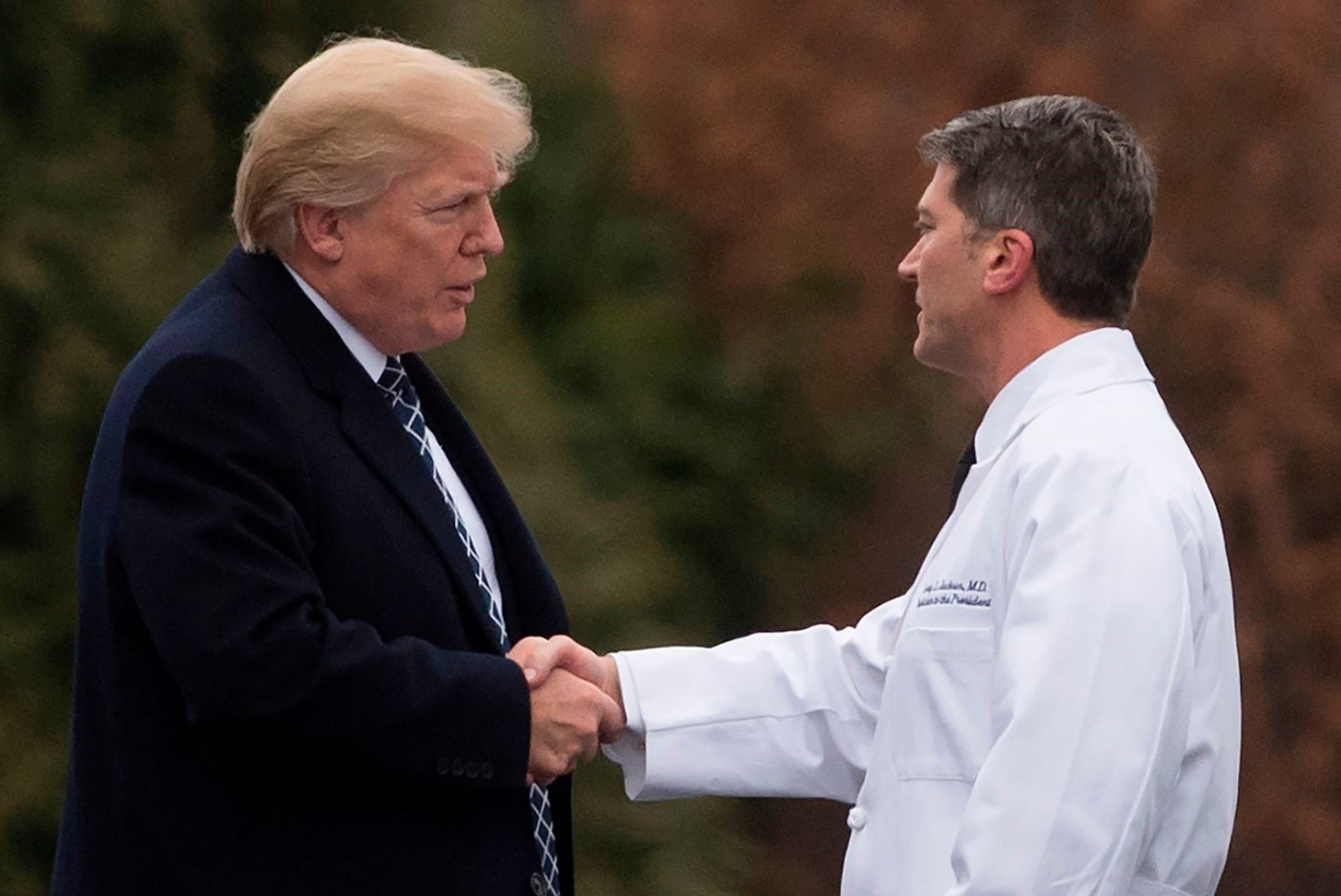 Valge Maja arst: Trump on terve, kuid peab kaalust alla võtma