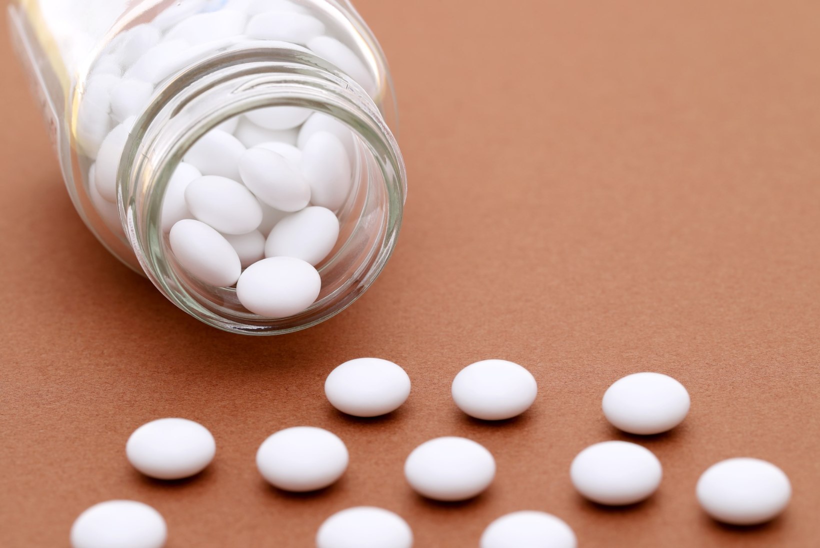 Pikaajaline väikestes doosides aspiriini tarvitamine ei suurenda ajusisese veritsuse riski