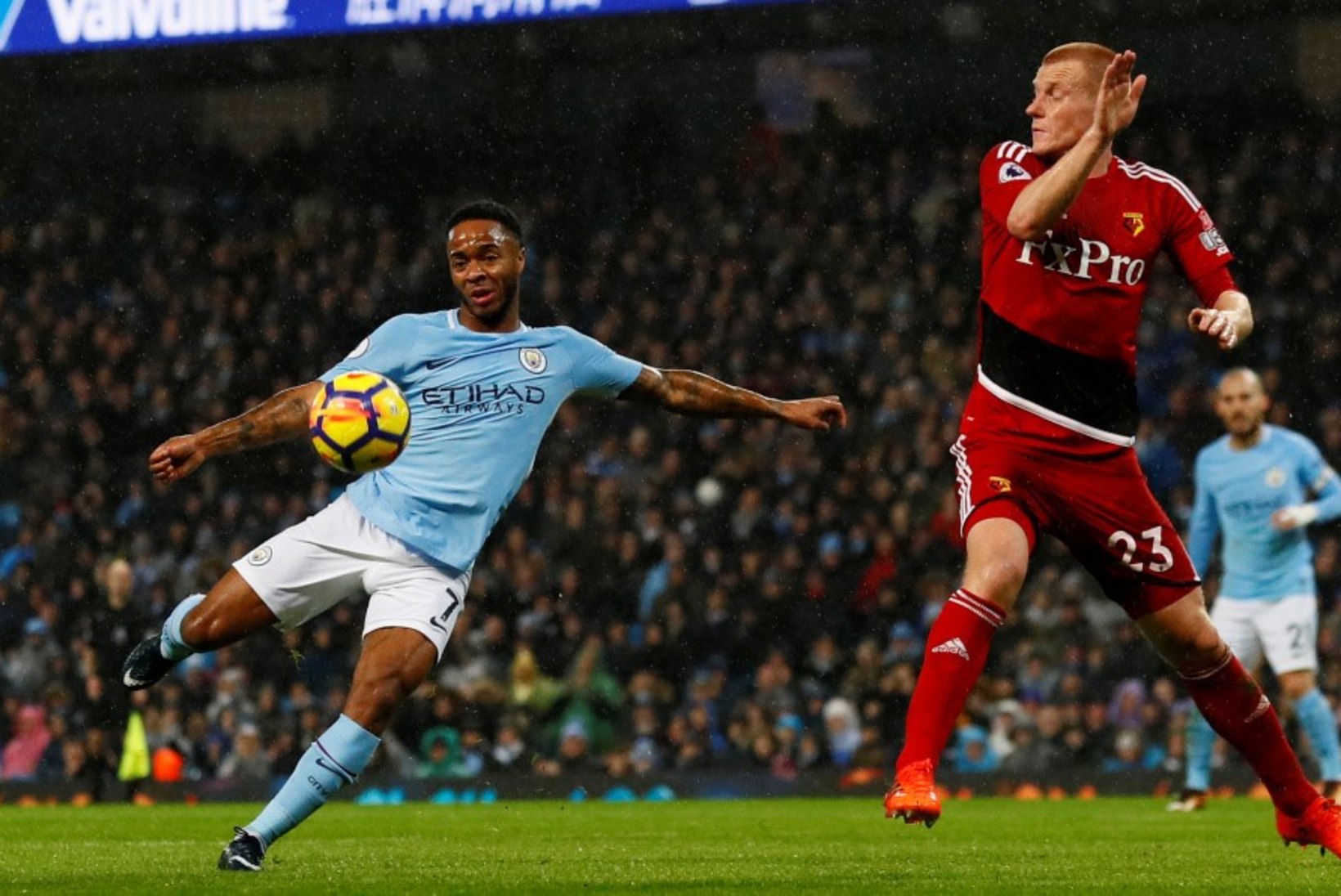 Manchester City naasis võidurajale, Sterling lõi hooaja kiireima värava