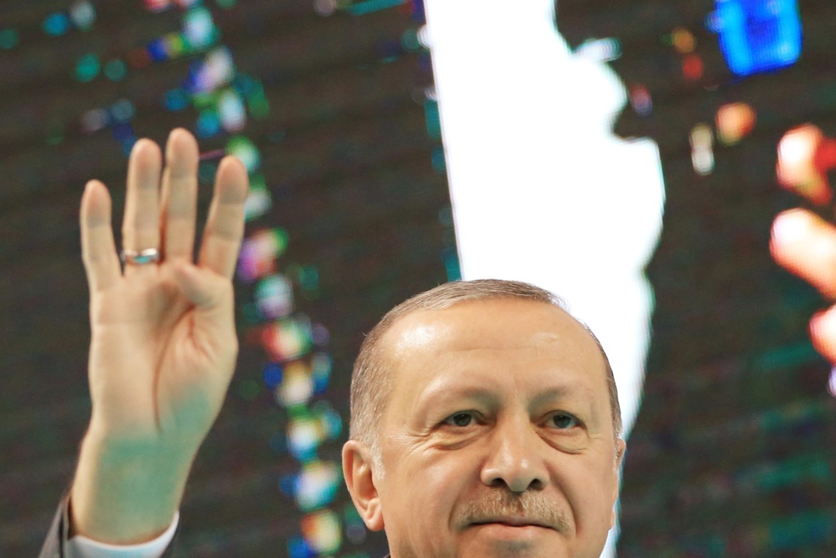 Erdogan kinnitas, et Türgi alustas Süüria kurdide aladel sõjalist operatsiooni