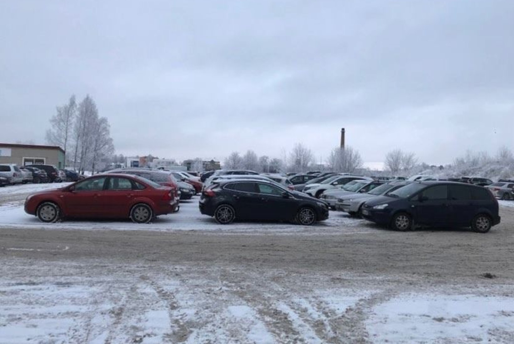 PILTUUDIS | Parkimine Pärnu moodi: mida teeksid sellises olukorras sina?