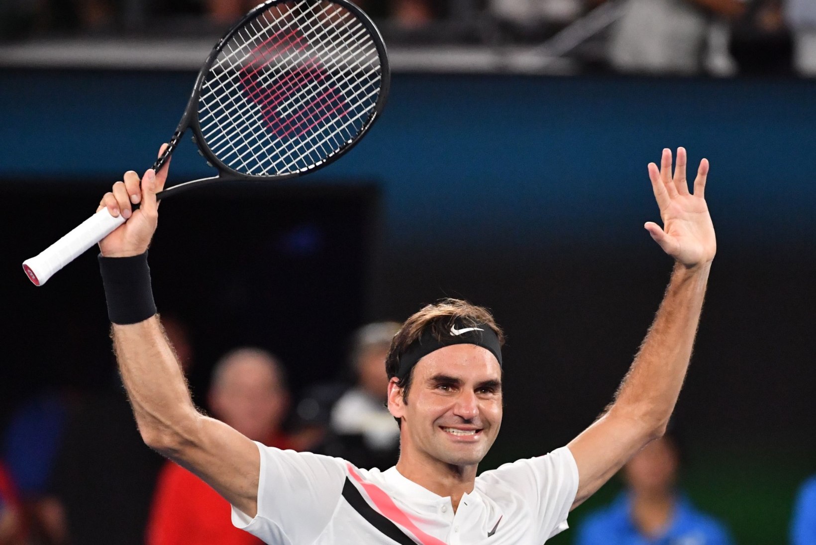 FOTOD | Kuningas Roger tegi seda jälle! Federer alistas Austraalia lahtiste finaalis Cilici ja jõudis uue tähiseni