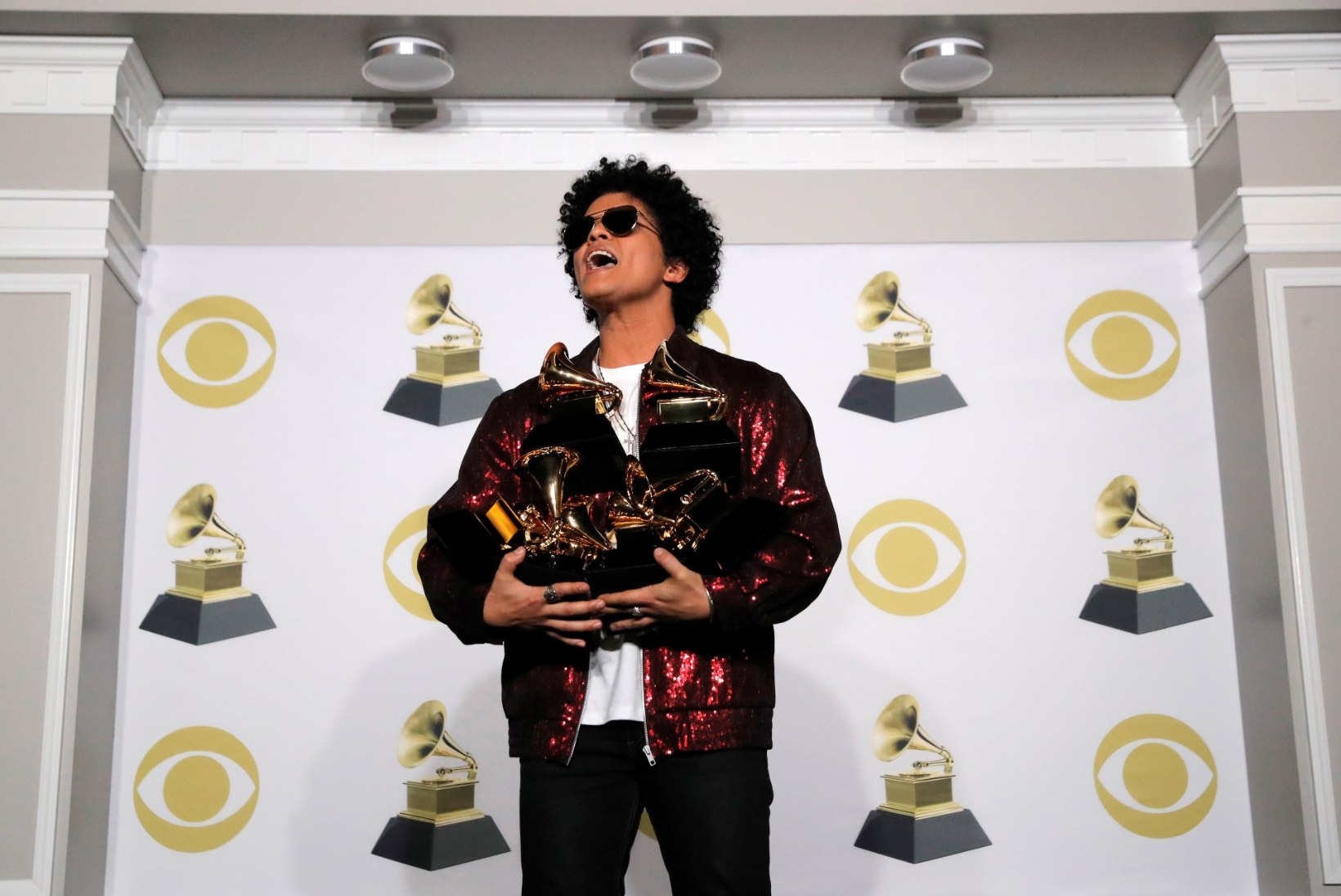 Grammy auhinnagalal võidutses Bruno Mars