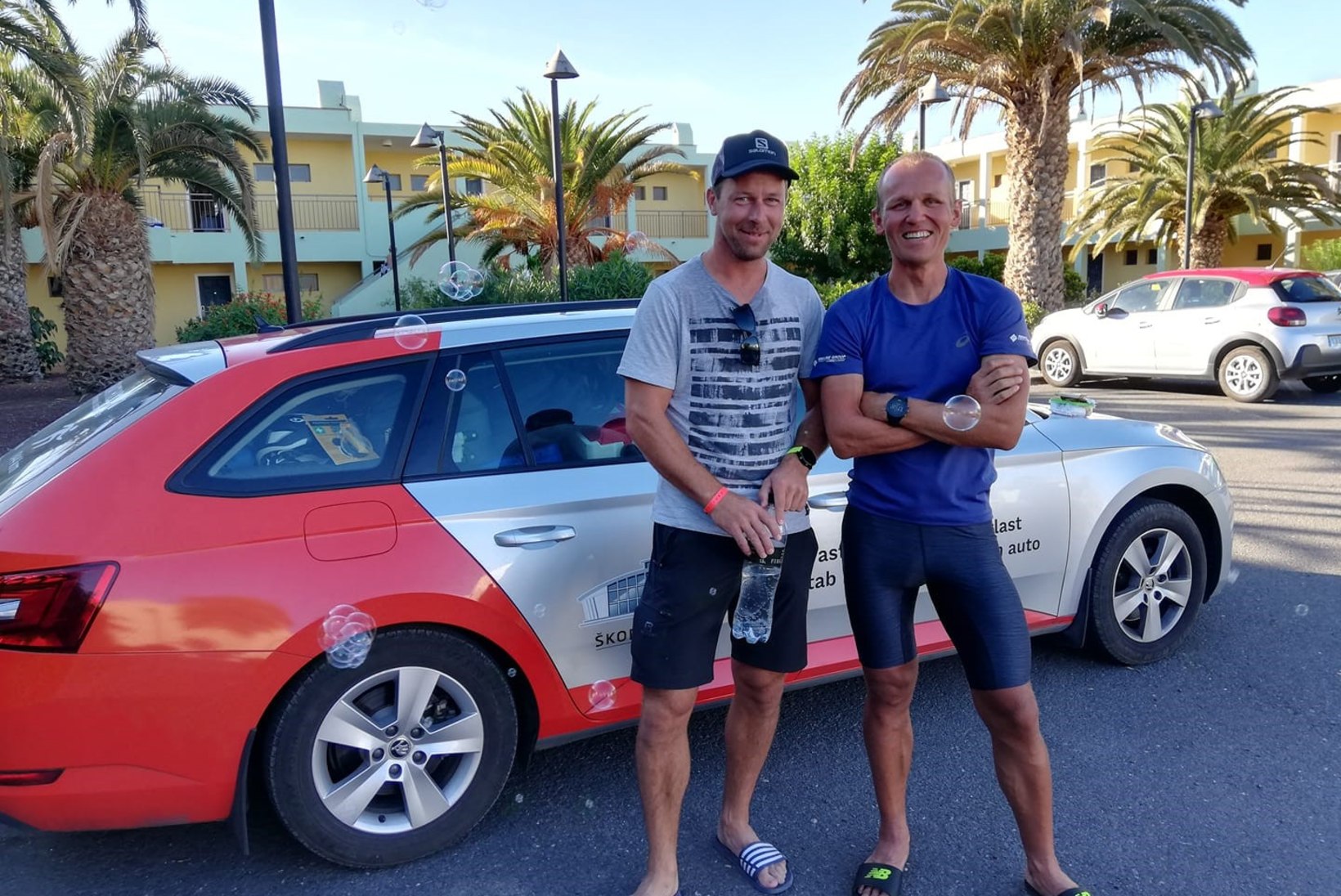 USKUMATU MEES! 20 triatlonit läbinud Ratasepp ei näita välja väsimuse märkigi ja sõidab autoga Hispaaniast koju