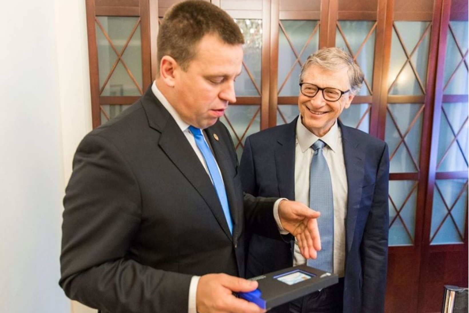 Bill Gatesist sai Eesti e-resident