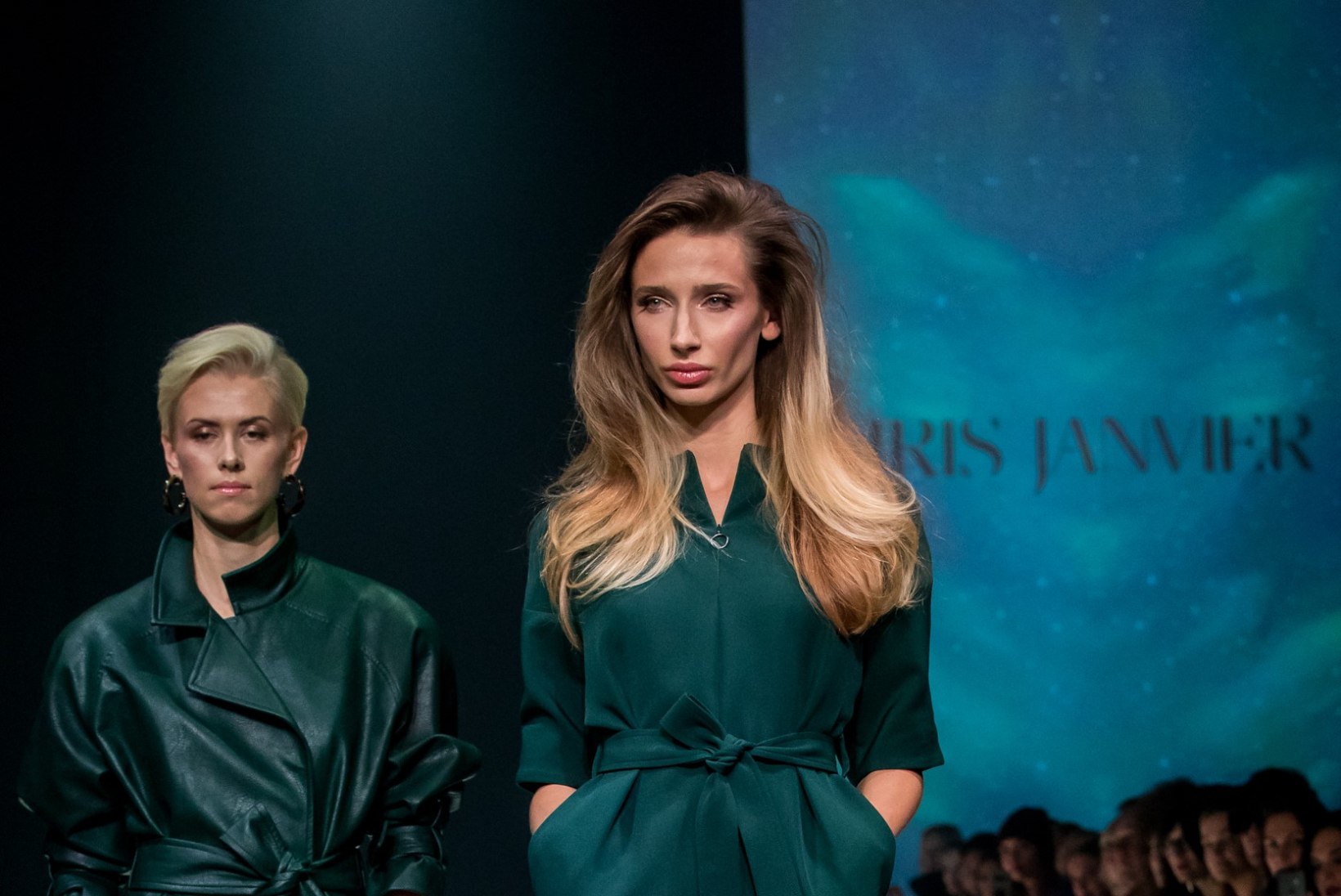 TFW 2018 | IRIS JANVIER esitles oma uut sügistalvist ready-to-wear kollektsiooni šiki moeetendusega