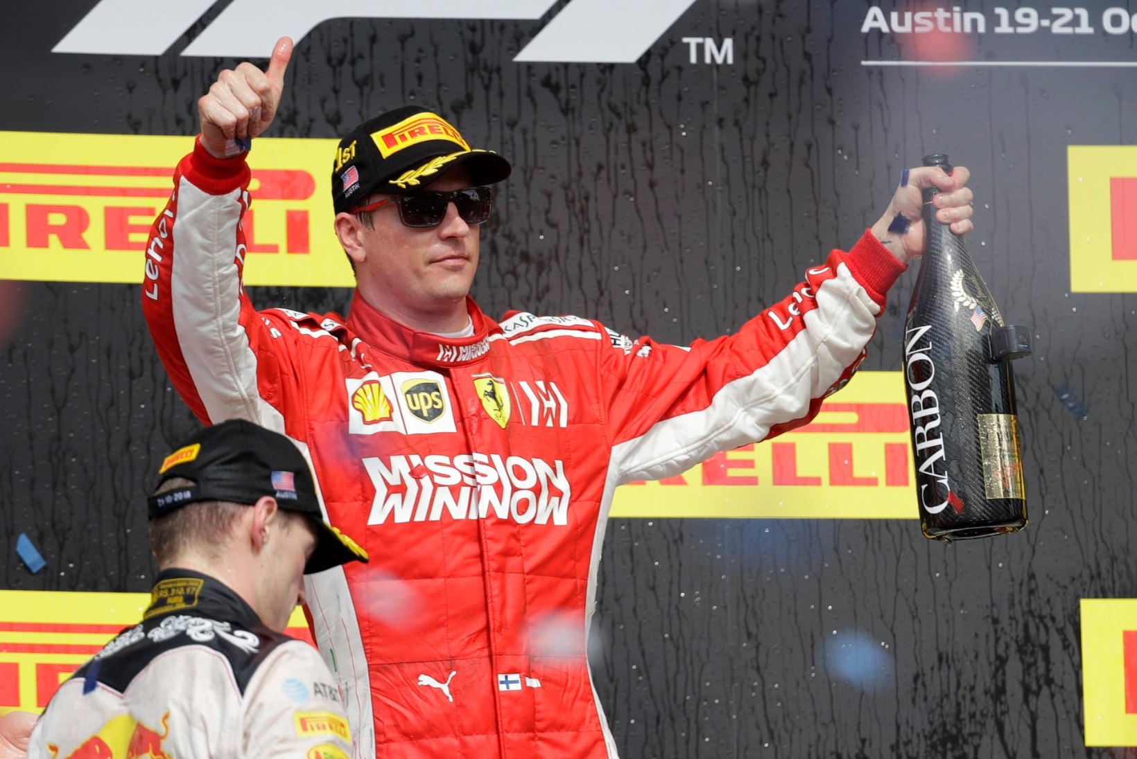 Hamilton ei suutnud tiitlit kindlustada, Räikkönen sai ajaloolise võidu