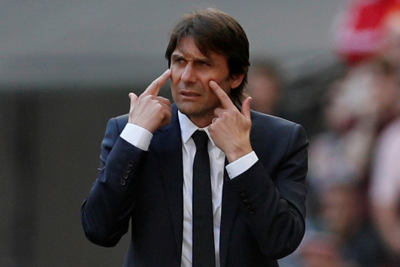 VÄLJAANNE: Conte oli juba otsapidi Madridi Realis, kuid itaallane tahab Chelseat veel lüpsta