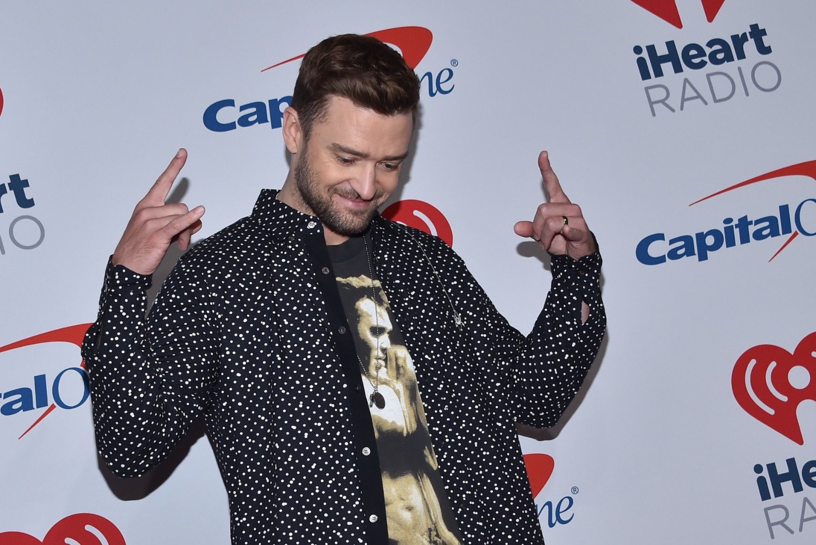 Timberlake paljastab elulooraamatus, et kõhvis 13aastasena kanepit